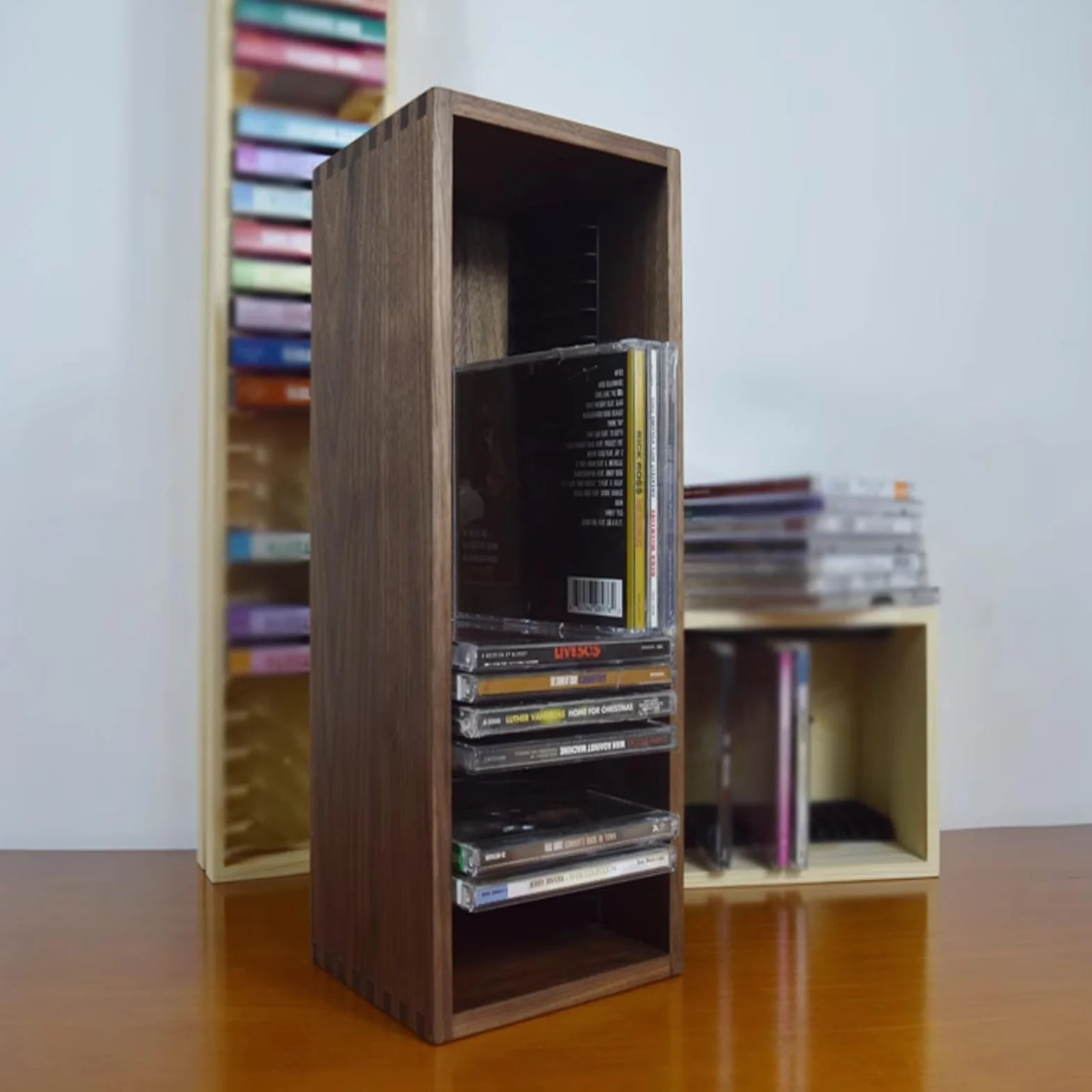 Regał do przechowywania albumów muzycznych w stylu vintage, półka do przechowywania płyt CD, półka na książki, dwuwarstwowy organizer do przechowywania multimediów może pomieścić 50 arkuszy, stojak na