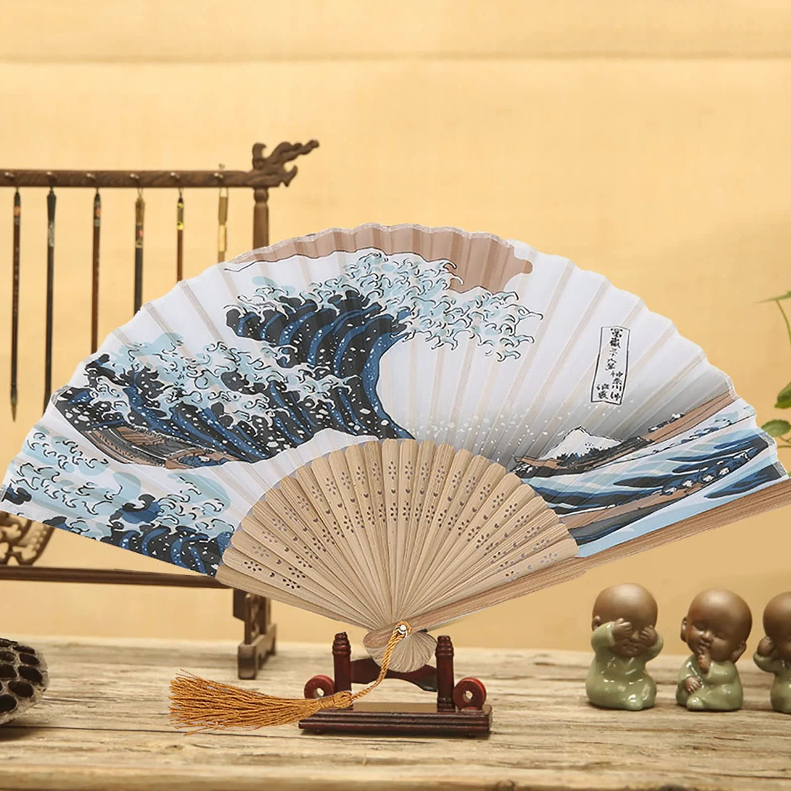 Japoński Wachlarz Elegancki Styl Janpanese Malowane Fale Taniec Składany Wentylator Przenośny Składany Wentylator Bambusowy Wachlarz Dekoracja Biurowa dla Kobiet (Erqing 25 kości)