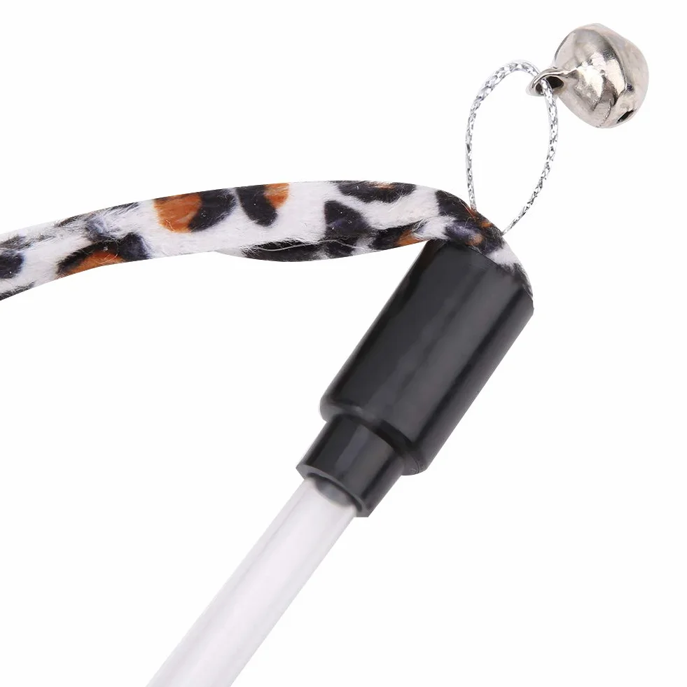 Cat Teaser Stick Chaser Zauberstab Leopard Print Tail mit Bell für Katzen