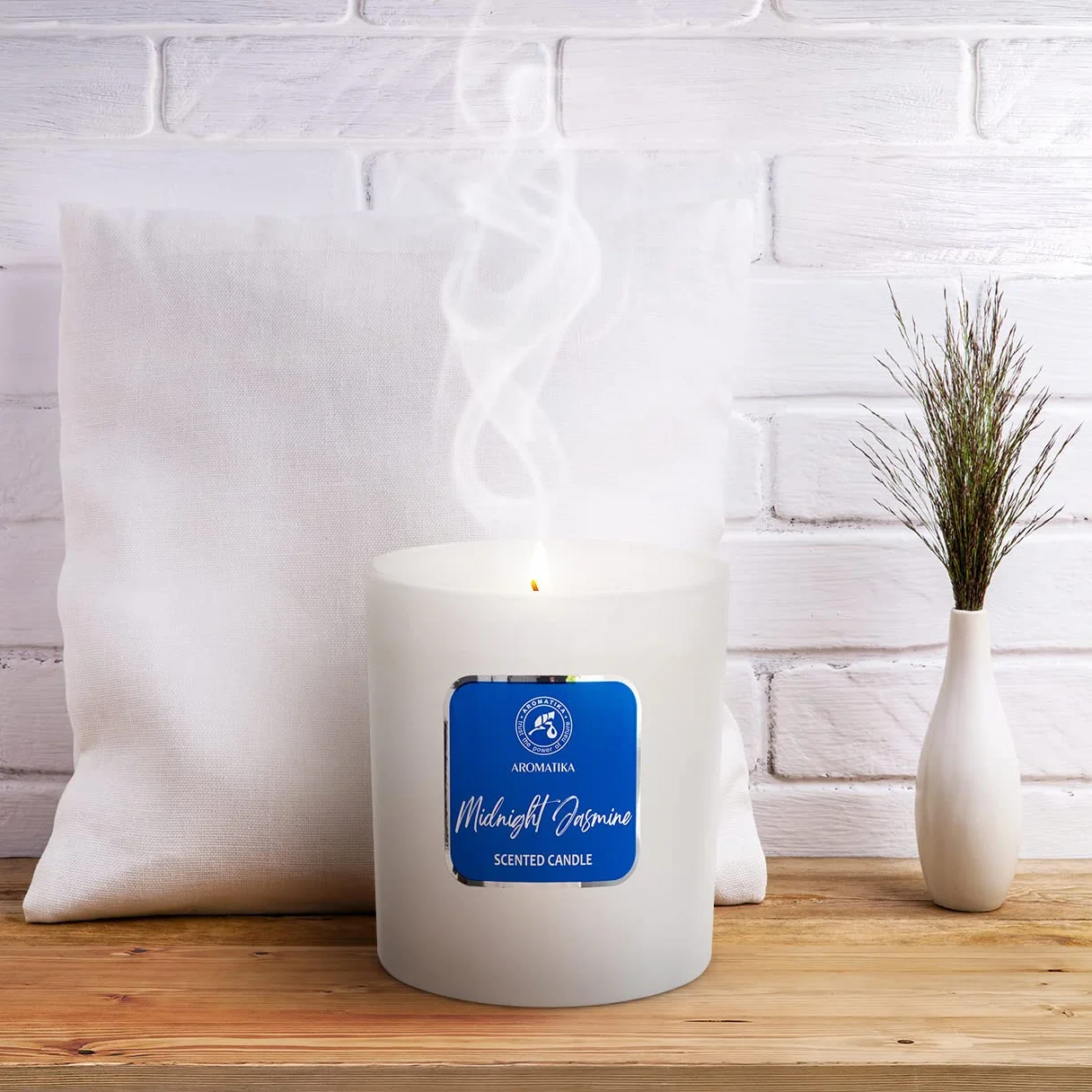 Scented Candle Midnight Jasmine - Soywax Candle with Essential Oil - Glass Candle Gift - Aromatherapy Candle - Up to 45 Hours Burn Time - Soy Wax Candles - Home Scented Candles
