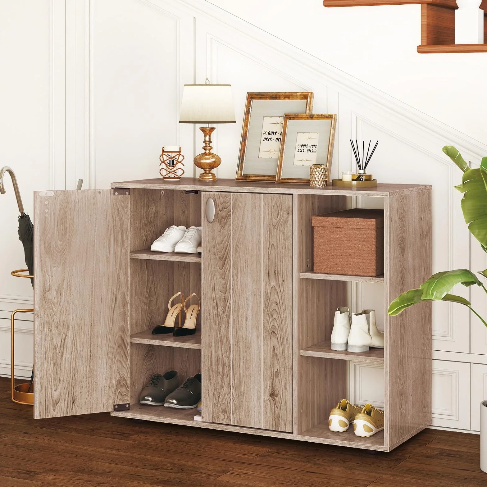 COSTWAY Szafka na Buty z 2 Drzwiami i Regulowanymi Półkami, Regał na Obuwie z 3 Otwartymi Przegrodami, Komoda do Korytarza i Salonu, 80 × 31 × 64,5 cm (Kolor Naturalny)