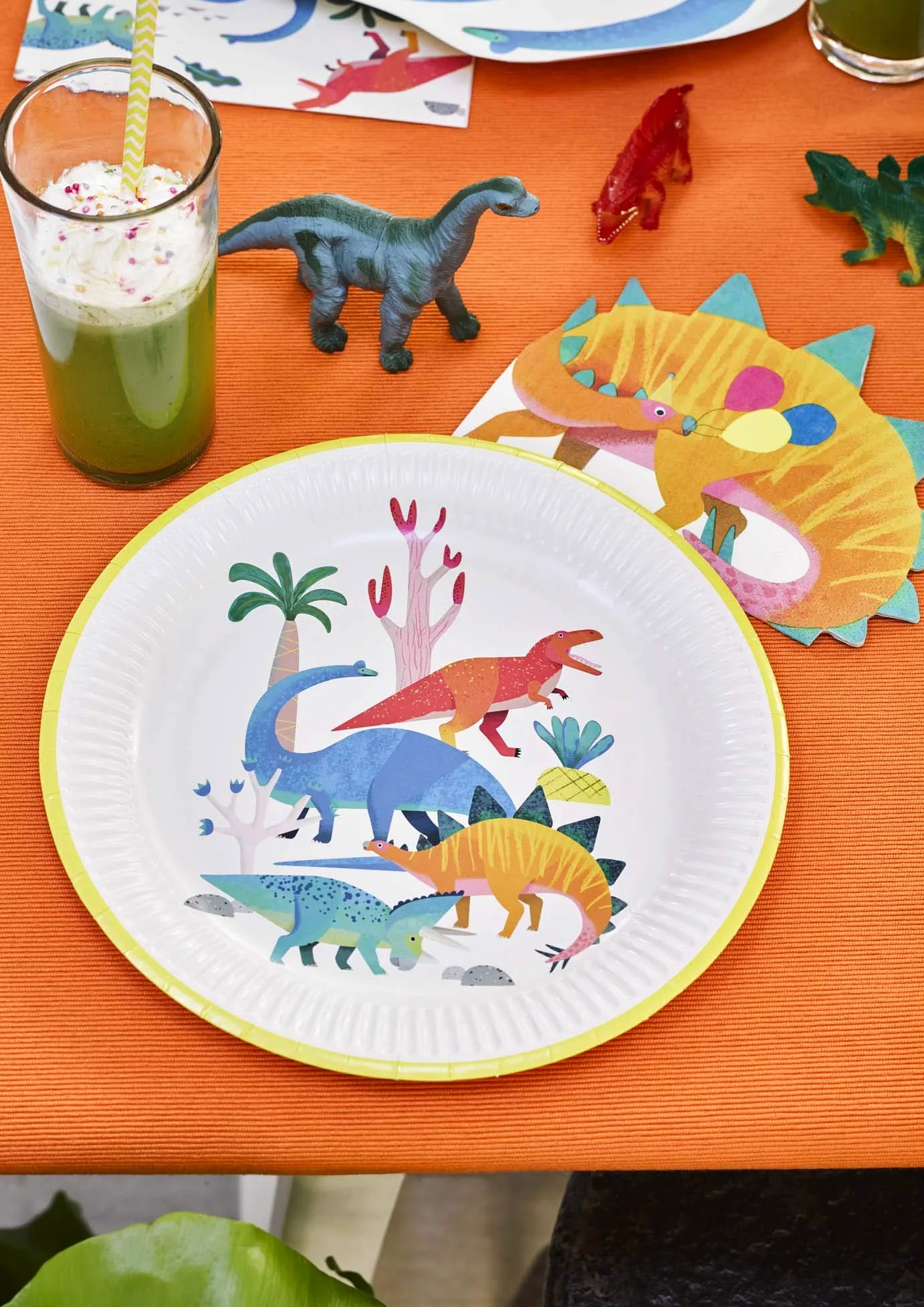Talking Tables Papierowe talerze z dinozaurami idealne dla dziewcząt lub chłopców, przyjęcie urodzinowe, baby shower, solidne opakowanie 8 szt