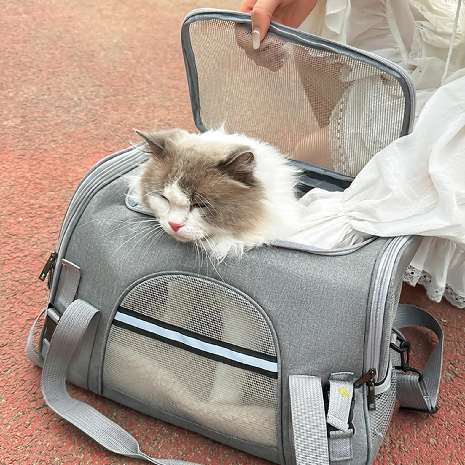Składana torba transportowa dla kota 44x25x30 cm przenośna z paskiem na ramię oddychająca szara