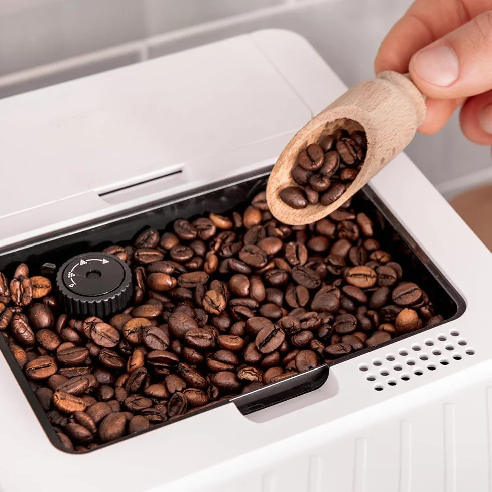 Cecotec Super automatyczny ekspres do kawy Cremmaet Compactccino Connected White Rose. 19 barów, wyświetlacz TFT i Wi-Fi, system Thermoblock, zbiornik na mleko, zbiornik na kawę 150 g, 5 poziomów