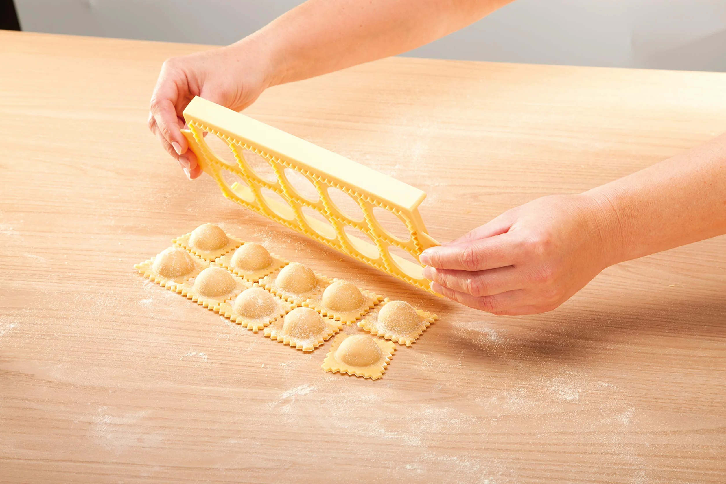 Tescoma Forma do okrągłych ravioli, deska na 10 szt.