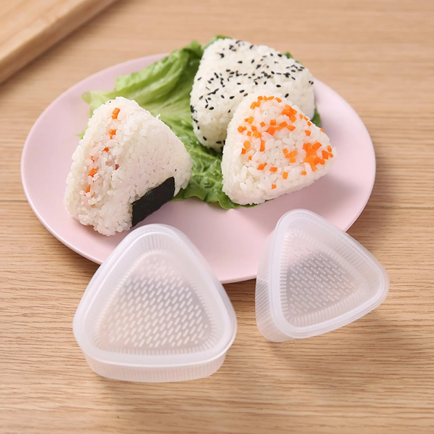 YXHZVON Zestaw 6 trójkątnych foremek do sushi z 1 łyżką do ryżu, do samodzielnego wyciskania Onigiri (3 duże i 3 małe)