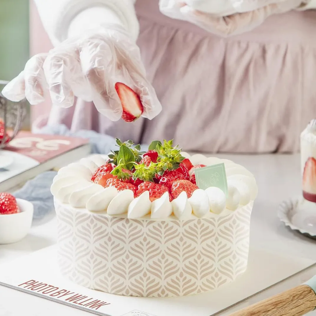 10 szablonów do dekorowania ciastek, białe kwiatowe, plastikowe szablony wielokrotnego użytku, do musów czekoladowych, deserów DIY