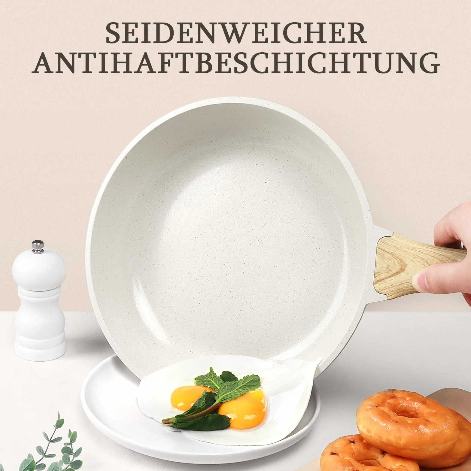 GiPP Patelnia nieprzywierająca, Biała patelnia nieprzywierająca, Patelnia do omletów z odporną na ciepło rączką, Kompatybilna ze wszystkimi typami kuchenek (Biały, 24cm)