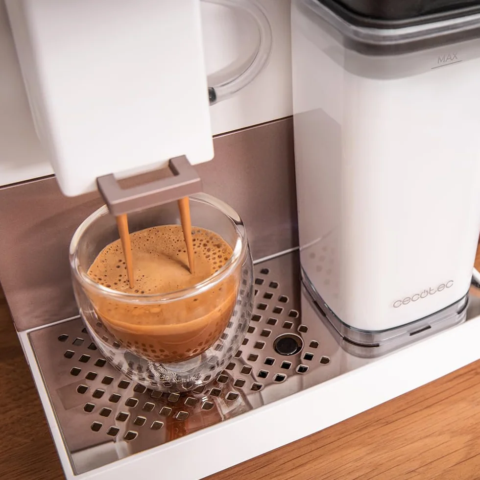 Cecotec Super automatyczny ekspres do kawy Cremmaet Compactccino Connected White Rose. 19 barów, wyświetlacz TFT i Wi-Fi, system Thermoblock, zbiornik na mleko, zbiornik na kawę 150 g, 5 poziomów