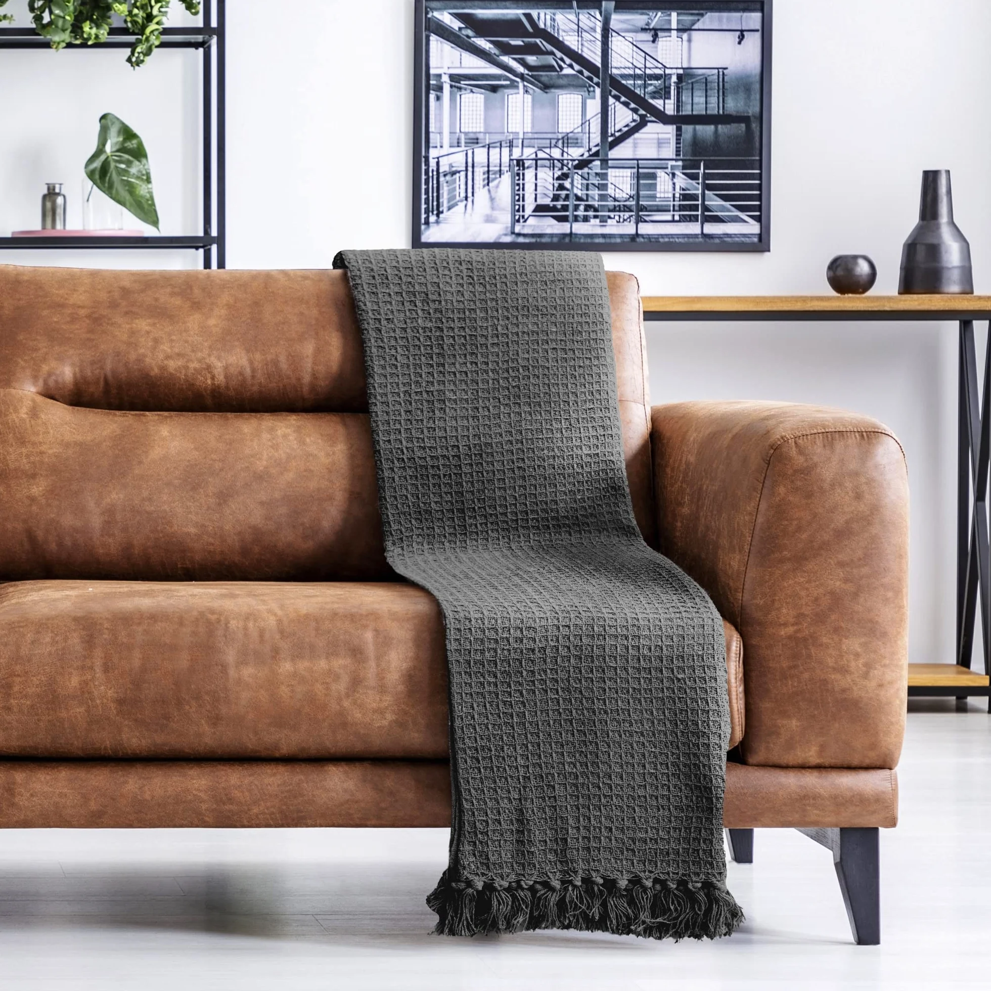 Emma Barclay Koc o strukturze plastra miodu, bawełna z recyklingu, jednokolorowy, teksturowany, na krzesło, sofa, narzuta na sofę, w kolorze antracytowym - 50 x 60 (127 x 152 cm)