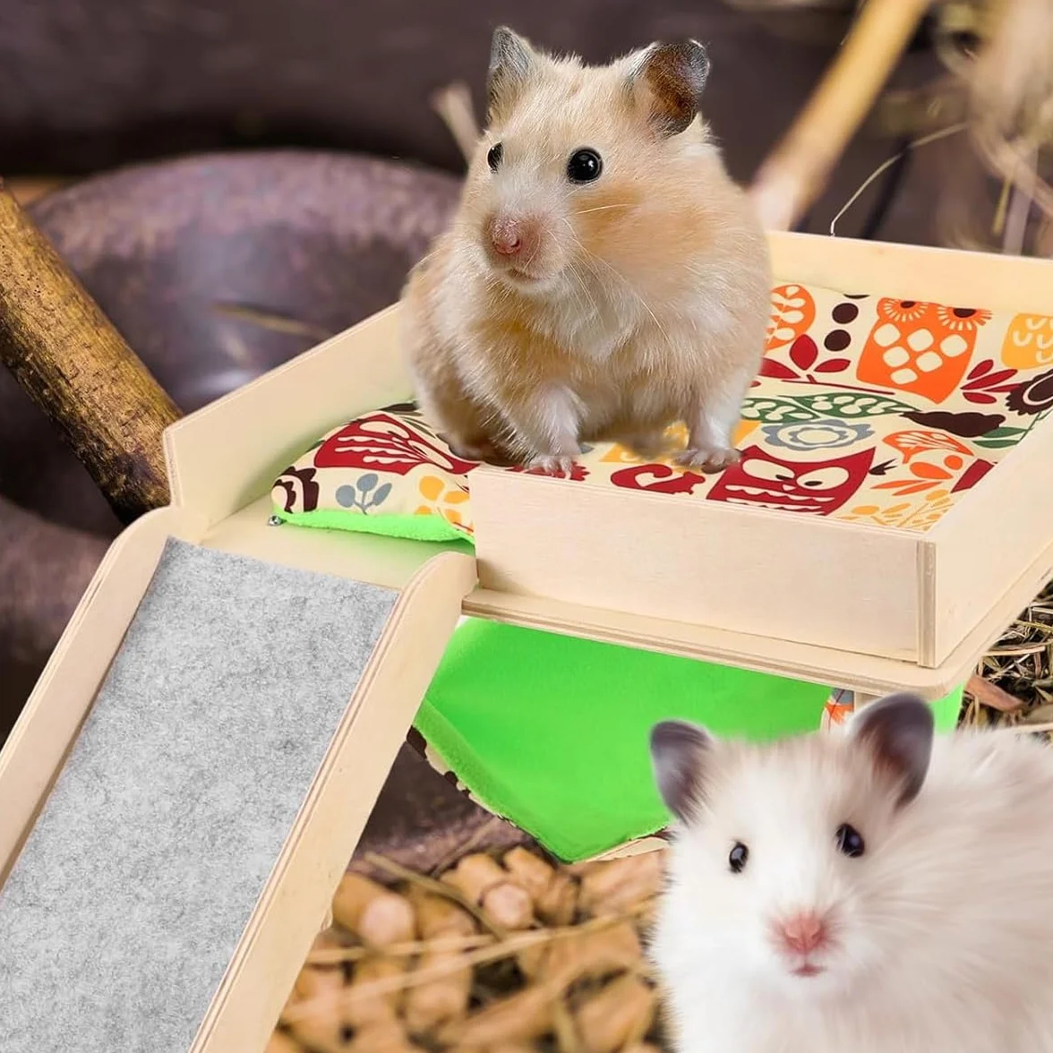 Hamak ze świnkami morskimi z platformą 29 x 22,5 cm drewniana kryjówka legowisko dla świnek morskich szynszyli szczurów chomika królika