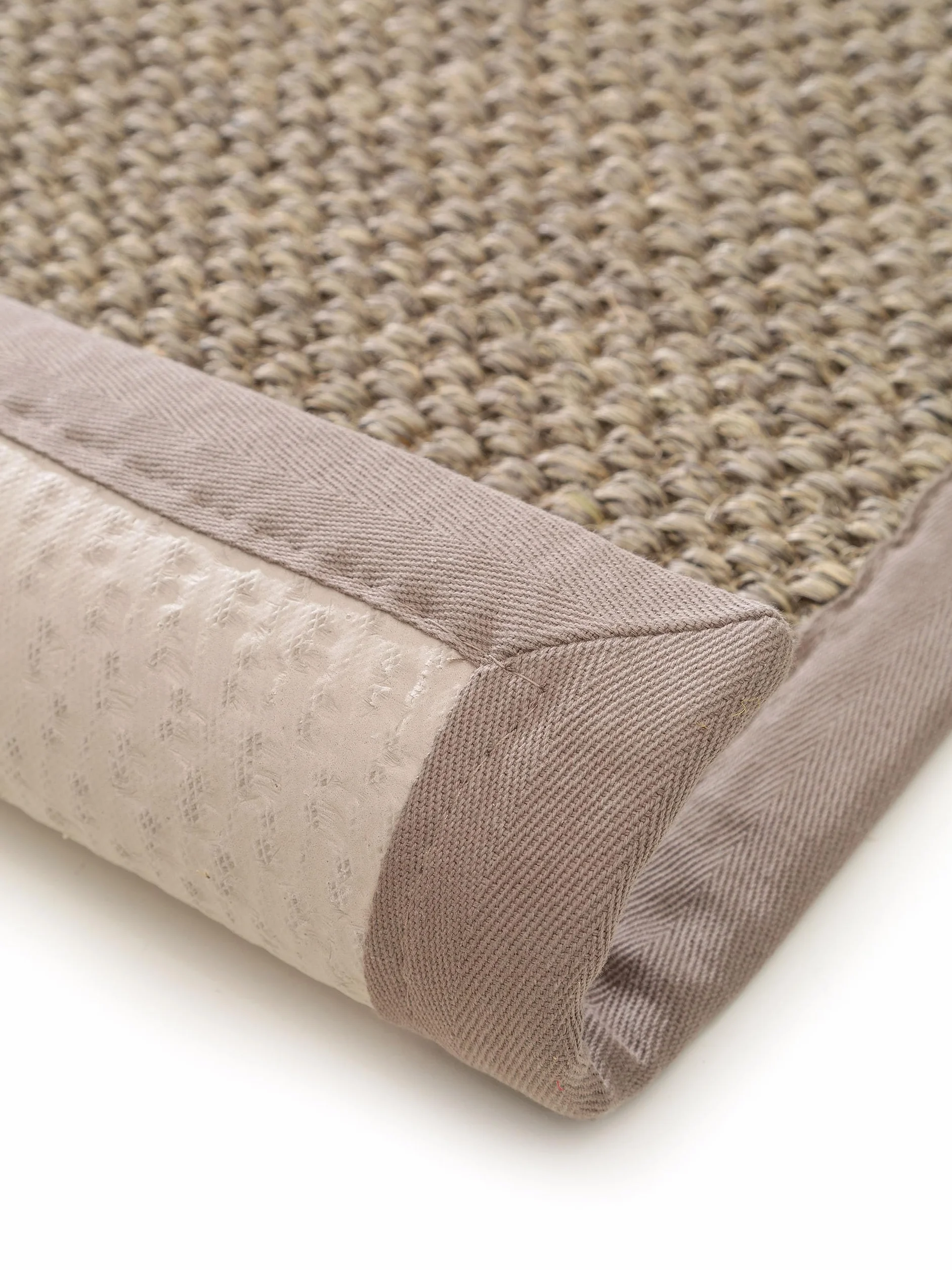 benuta Pure Wycieraczka Greta – 100% sizal – prostokątna i w stylu bordiury, uni, Natural Living, Scandi Living – łatwa w pielęgnacji do salonu, sypialni, korytarza, na taras, balkon, szara, 60 x 90