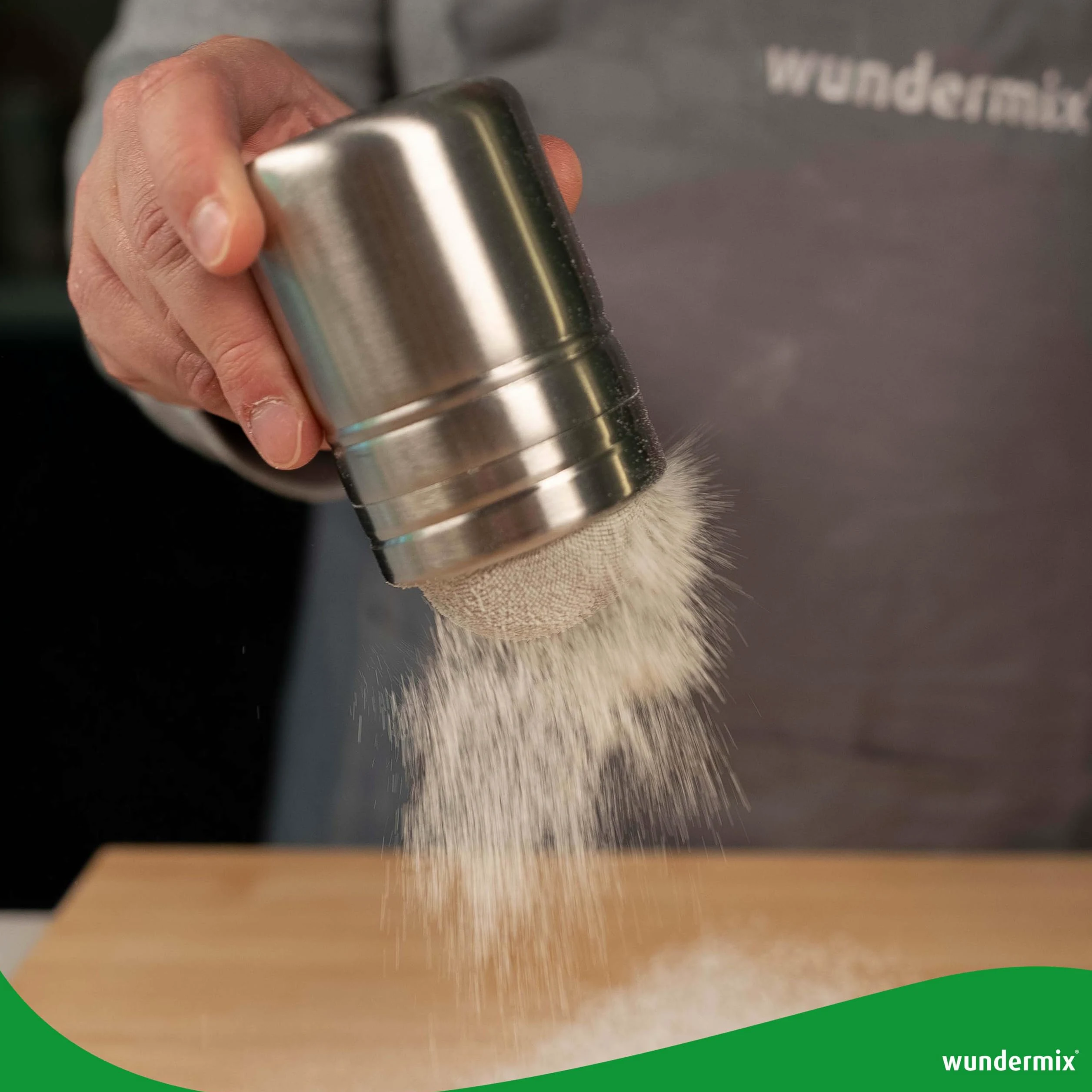 Wundermix - posypywacz StreuPro ze stali nierdzewnej • Posypywacz do cukru, cukru pudru, mąki, kakao i cyny • Do posypywania ciast, cappuccino, gorącej czekolady i nie tylko • Posypywacz do cukru