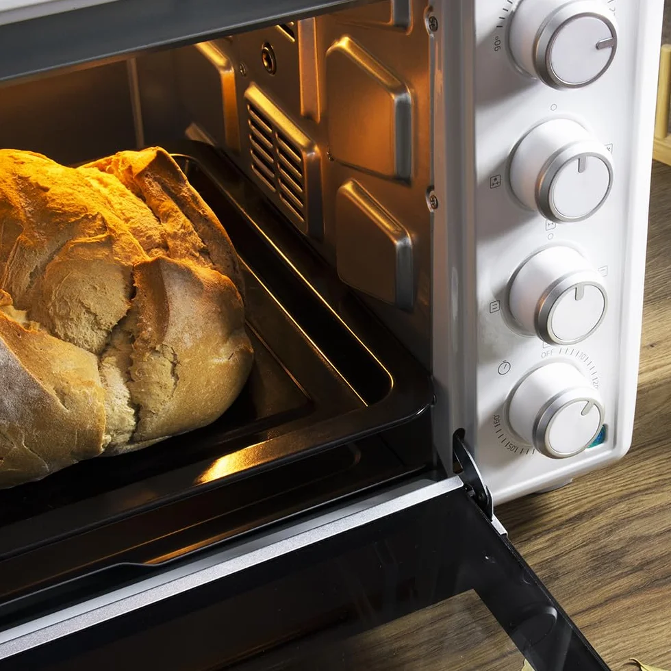 Cecotec Piekarnik Konwekcja 46 litrów Piekarnik & Toast 4600 White Gyro. 2000 W, Światło wewnętrzne, 12 funkcji, temperatura do 230º, Podwójne szklane drzwi, W zestawie obrotowy Rustidor