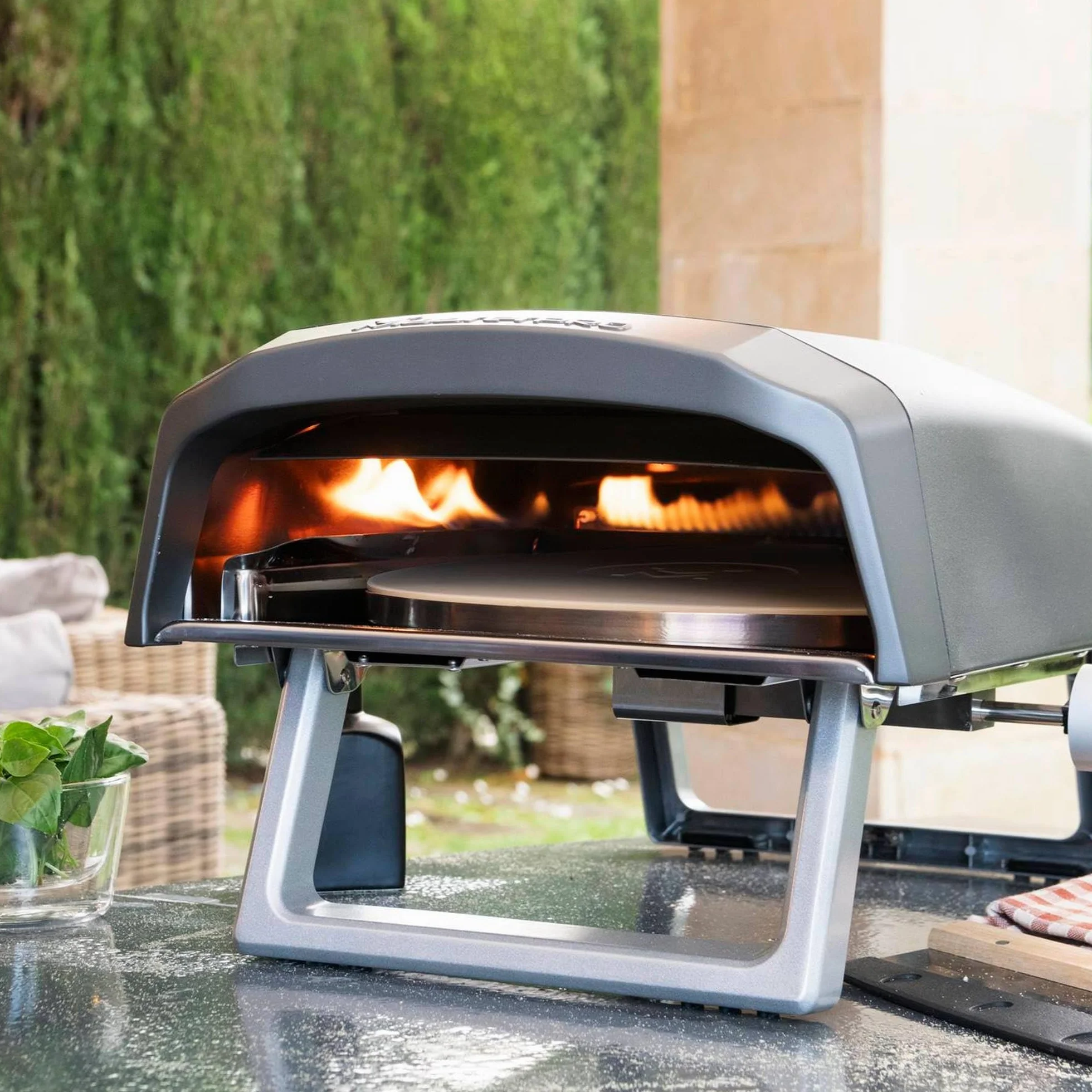 MasterPRO Napoli – przenośny gazowy piec do pizzy – szybkie, równomierne gotowanie – moc do 500°C – pizza gotowa w 60 sekund – torba do przenoszenia i taca kamienna w zestawie