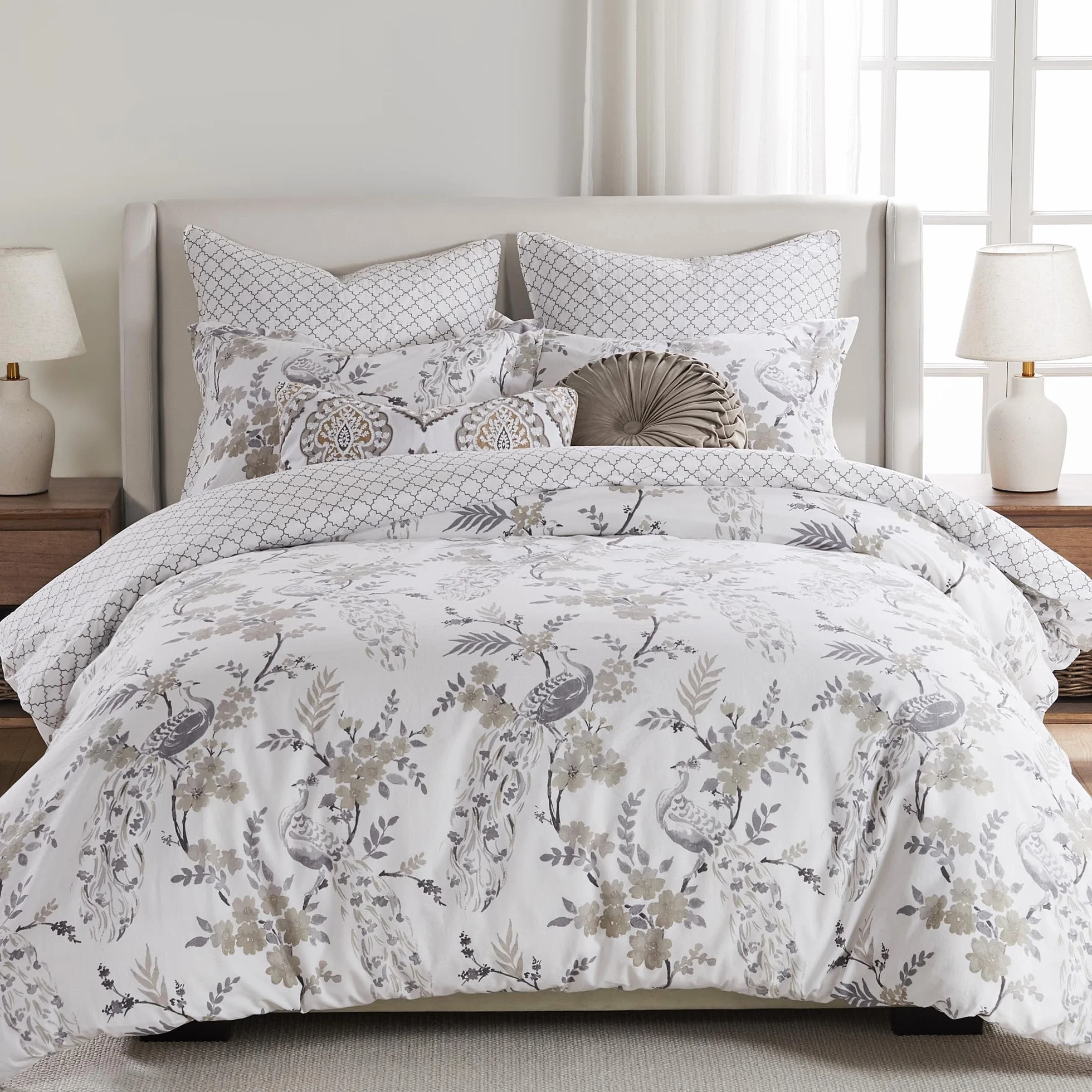 Levtex Home - Zestaw kołder w Pizie - kołdra królewska i dwie poszewki na poduszki typu king - kwiatowy współczesny paw - szary i taupe - kołdra (27 x 239 cm) i poszewka na poduszkę (91 x 50 cm) -