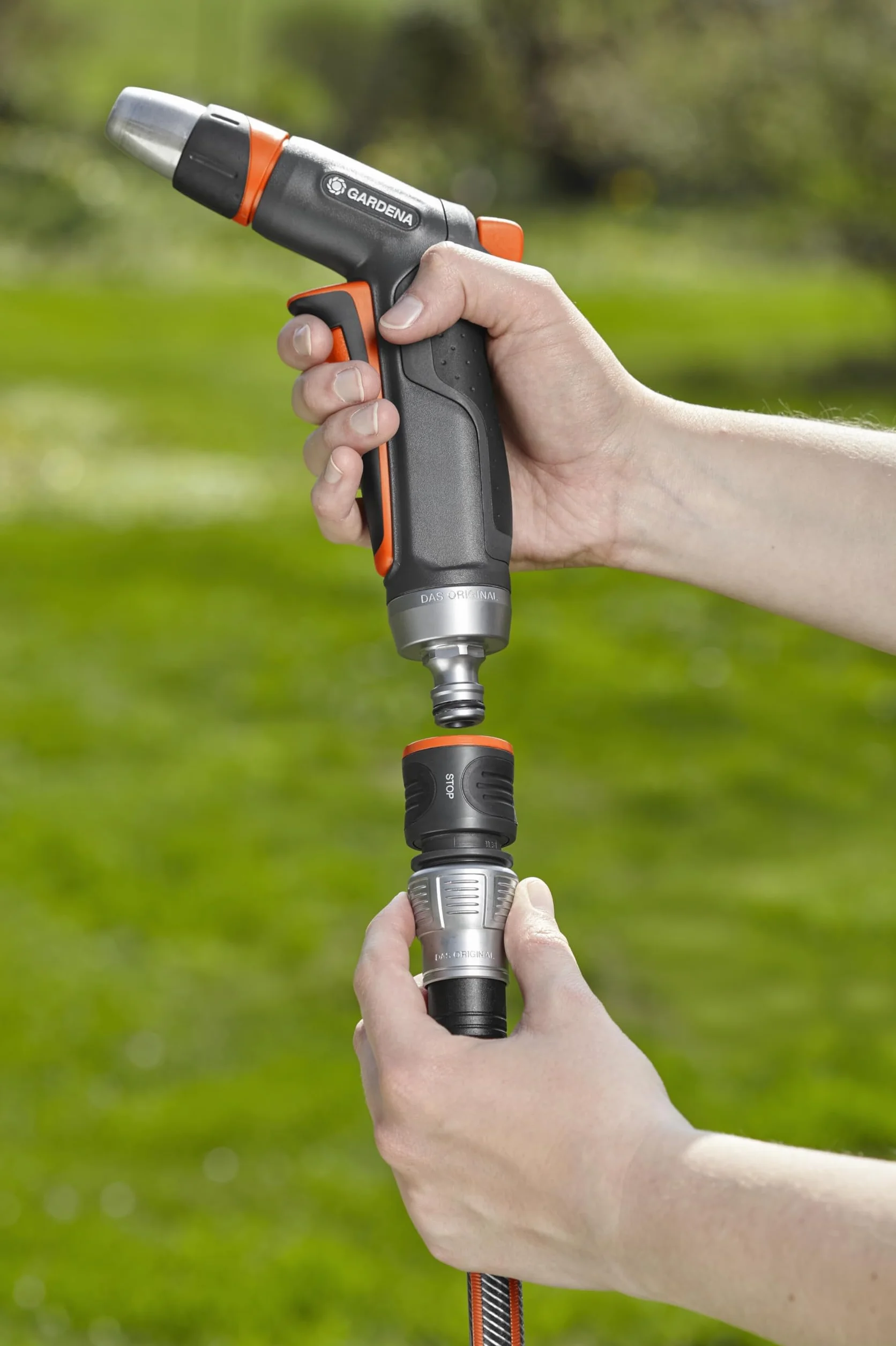 Gardena zestaw podstawowy Premium: zestaw przyłączeniowy z pistoletem zraszającym, z przyłączami do węży 13 mm (1/2") i 15 mm (5/8”) (18298-20)