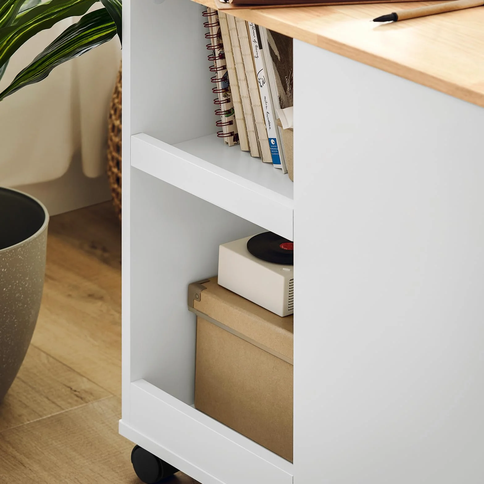 SoBuy Stojak na drukarkę z kółkami – Mobilny stół pod drukarkę i szafka biurowa do biura i Home Office, z szufladami i półkami, B60 x D30 x H60 cm, FBT130-WN