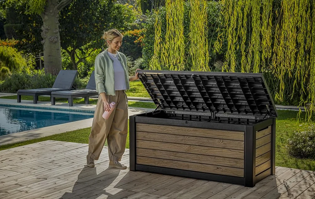 Keter Northwood 623 l skrzynia ogrodowa | 157 x 72 x 69 cm | tworzywo sztuczne o wyglądzie drewna (sosna) | obciążenie do 270 kg | zamykana na klucz