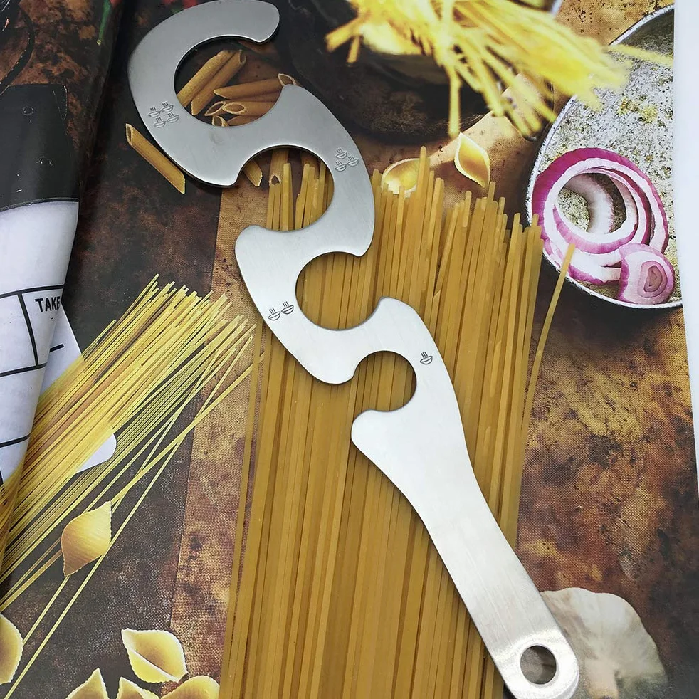 Narzędzie do pomiaru makaronu spaghetti z makaronem, 4 otwory ze stali nierdzewnej miernik spaghetti kontrola porcji makaronu pomiar makaronu miara gotowanie kuchnia ciasto linijka