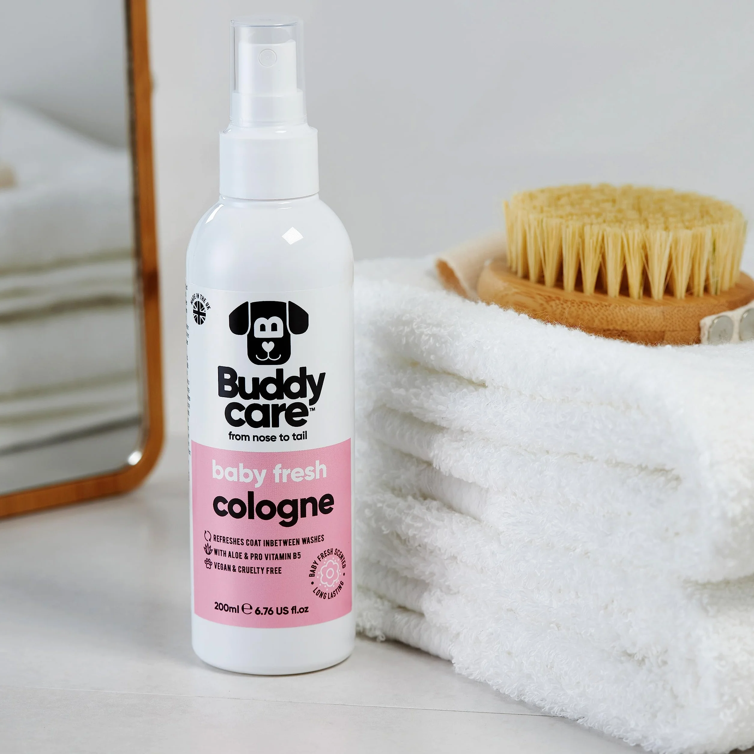 Buddycare perfumy dla psów – pachnące świeżo dla niemowląt – delikatne i pudrowe pachnące psy kolońskie – odświeżone pomiędzy myciami psa (200 ml, 1 sztuka)