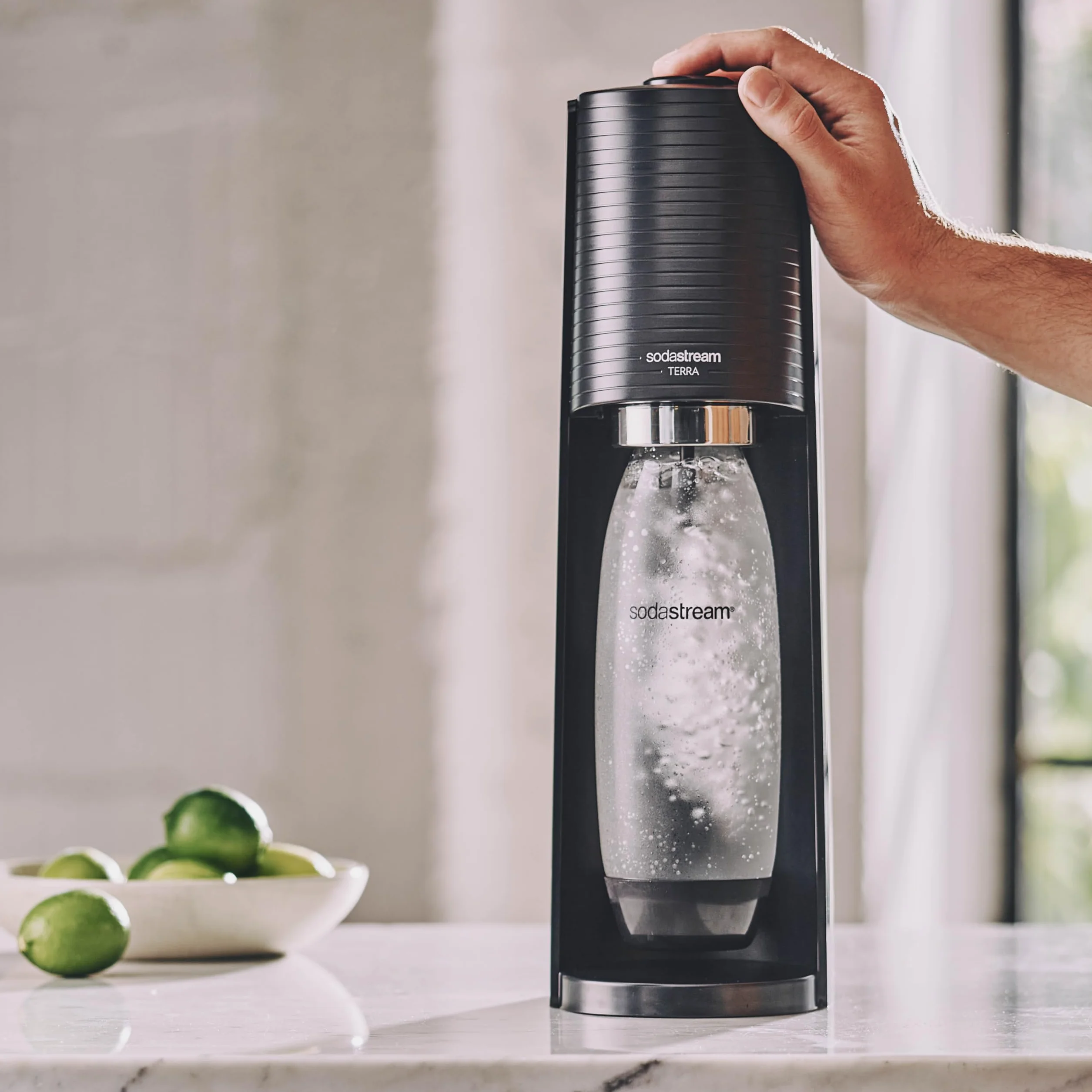 SodaStream Saturator Terra, Czarny