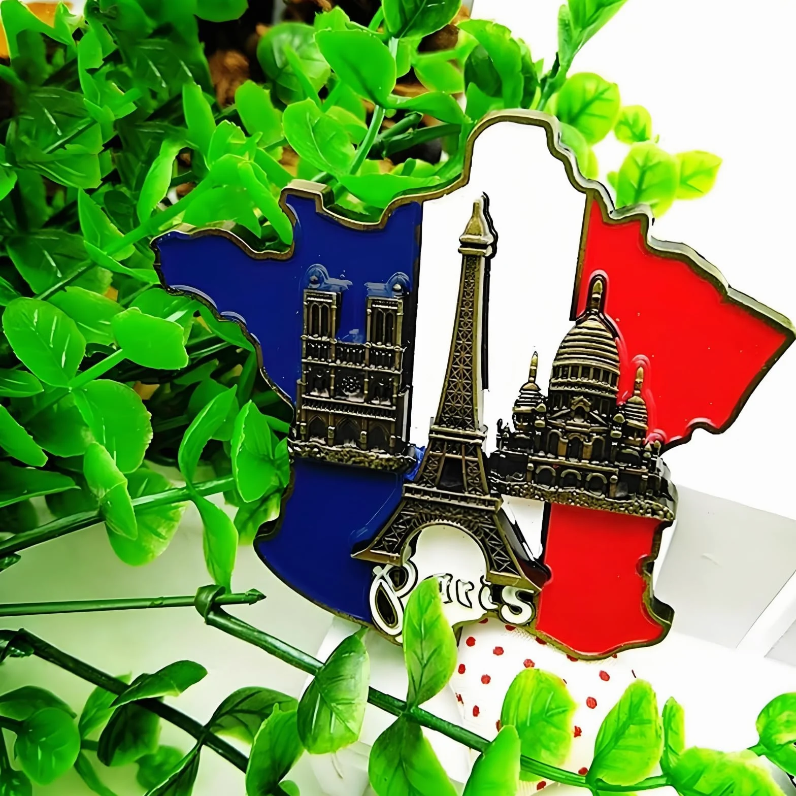 Francja 3D magnesy na lodówkę – dekoracyjne magnesy z żywicy z wieżą Eiffla i Notre-Dame (pamiątki podróżne)