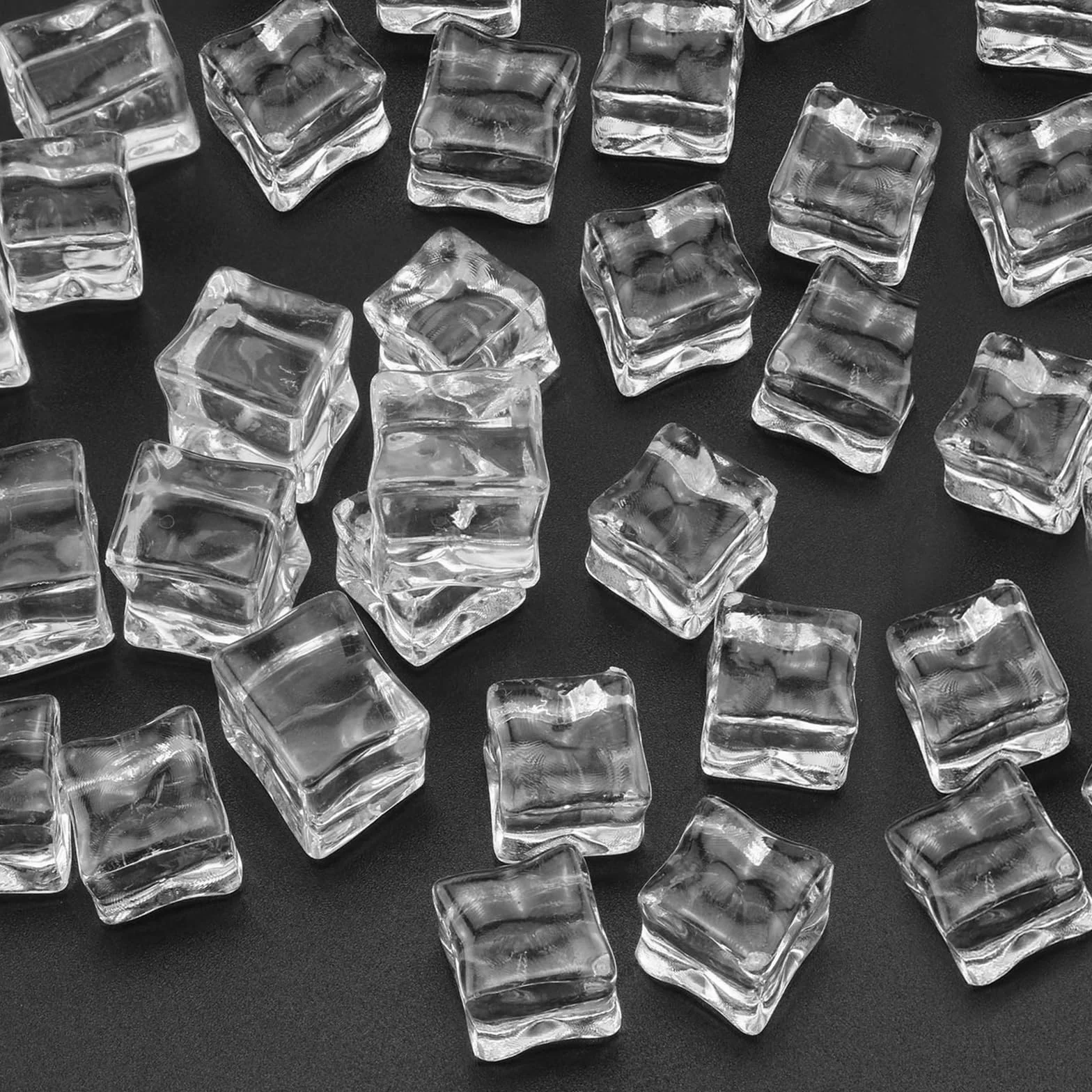 Kostki lodu wielokrotnego użytku, 45 szt., 17 mm, plastikowe sztuczne kostki lodu do koktajli, wypełniaczy wazonów, dekoracji imprezowych i ślubnych oraz rekwizytów fotograficznych, przezroczysty