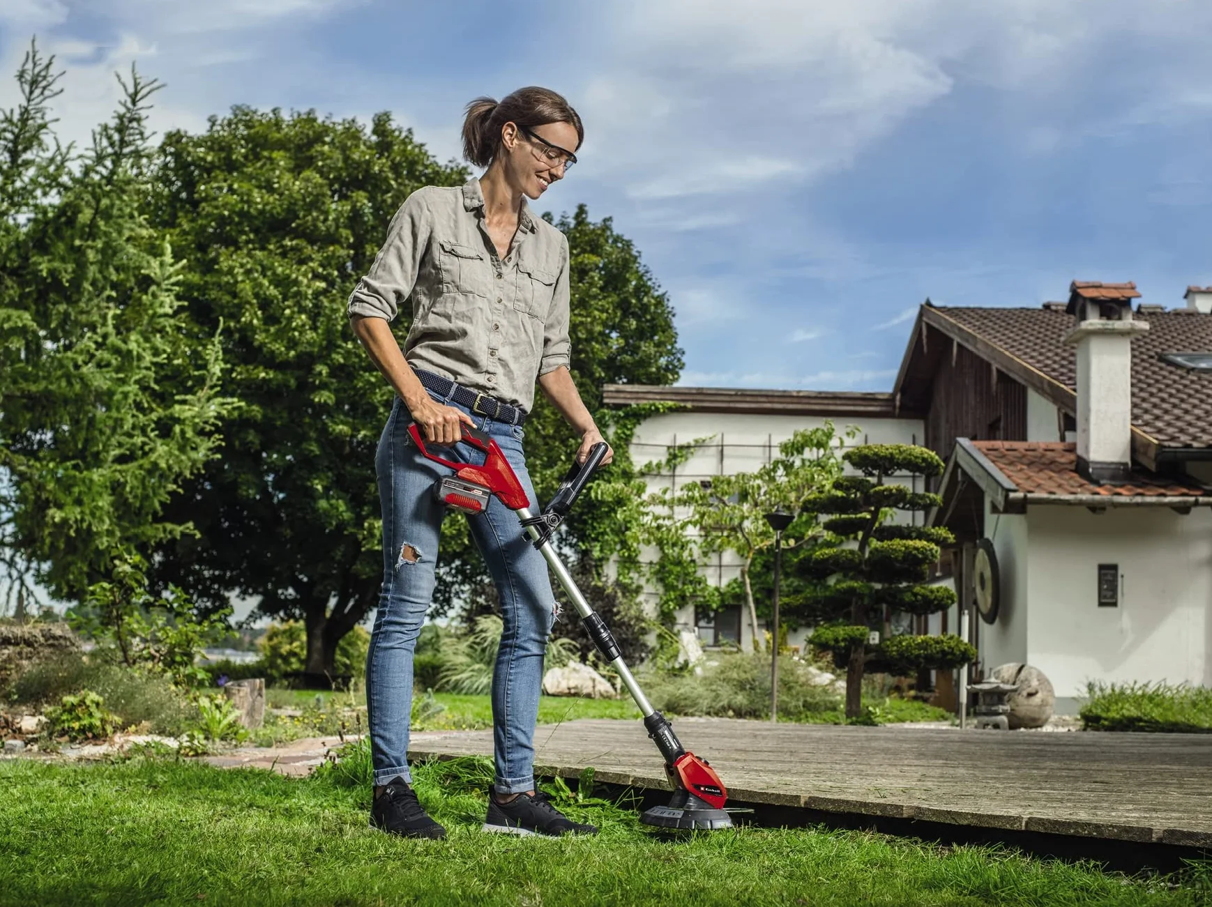 Einhell Podkaszarka akumulatorowa GE-CT 18 Li-Solo Power X-Change (Li-ion, 18 V, szerokość cięcia 24 cm, 8500 obr./min, obrotowa i odchylana głowica silnika, Flowerguard, bez akumulatora i ładowarki)