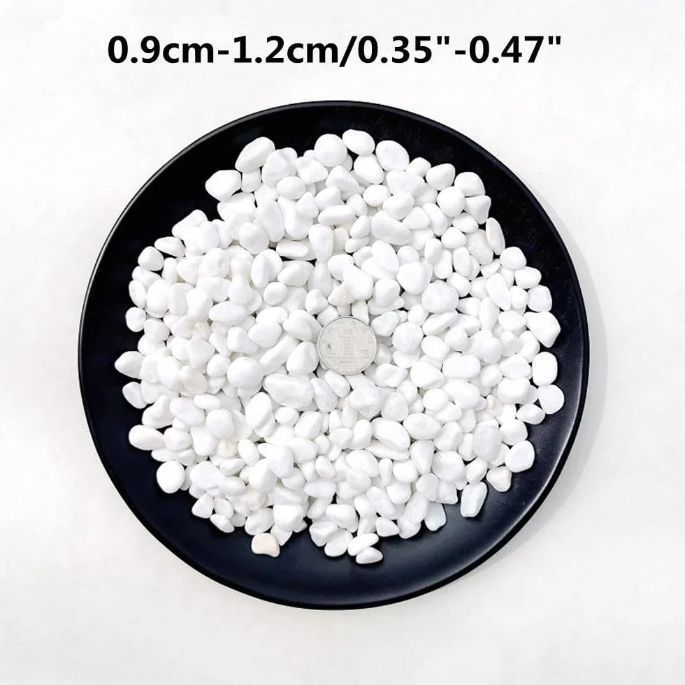 Białe kamienie dekoracyjne, mały żwir ogrodowy, ziarniste kamyki rzeczne do akwarium, doniczki, wypełniania doniczek i dekoracji ogrodu 9-12 mm (1 kg/2,2 funta)