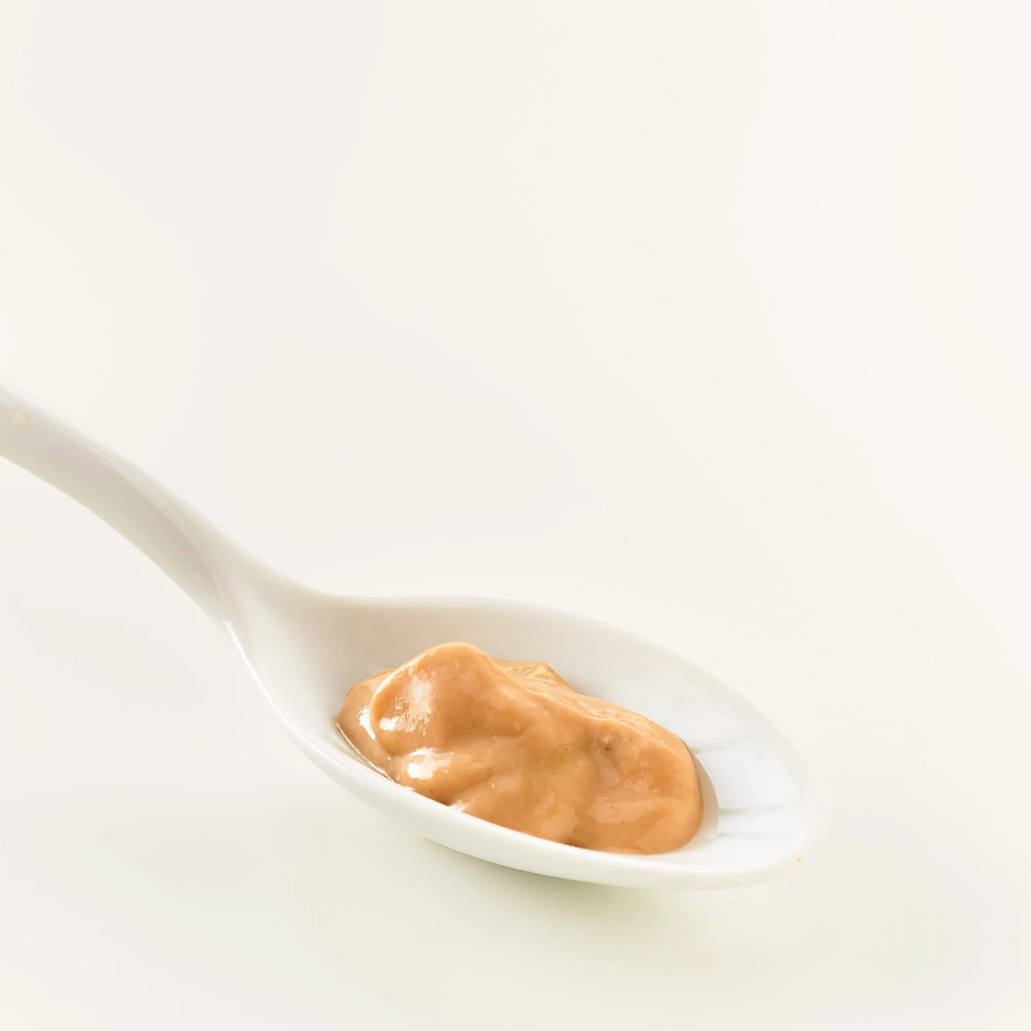 KATTOVIT Specjalny krem Low Protein | przekąska dietetyczna dla kotów wspomagająca czynność nerek dla dorosłych kotów | 66 x 15 g kurczaka