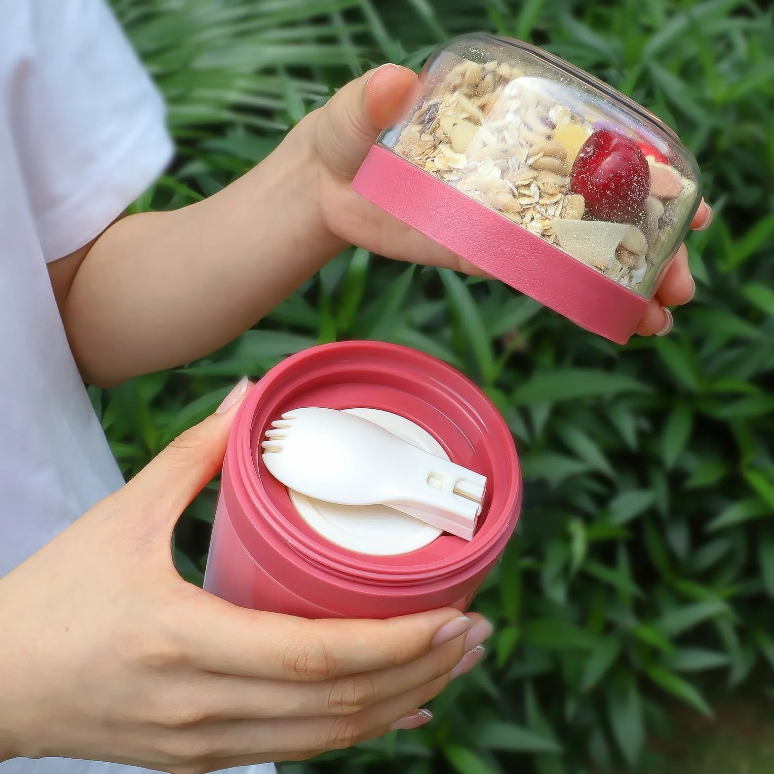 Bugucat Kubek na musli to Go 520 ml + 250 ml, praktyczny kubek na jogurt z łyżeczką, szczelny, z pudełkiem na sosy, pudełko na musli, pudełko na lunch dla dzieci i dorosłych, różowy