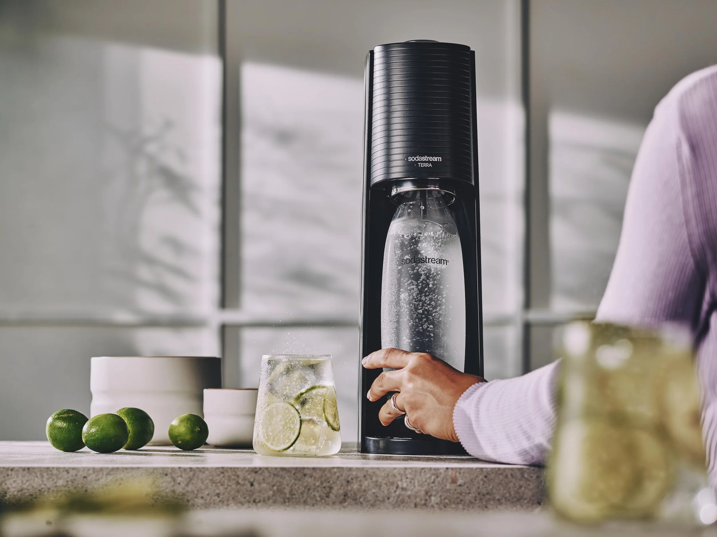 SodaStream Saturator Terra, Czarny