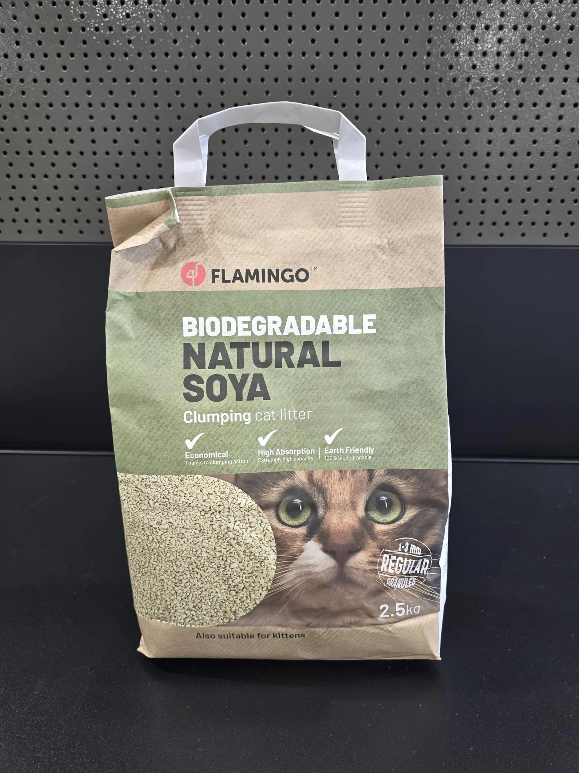 Flamingo kuweta dla kotów sojowa 2,5 kg biodegradowalna zbrylająca