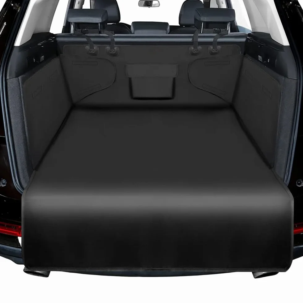 Ochraniacz bagażnika VW Passat B7 Variant 2010-2014 wodoodporny antypoślizgowy 132x104 cm czarny