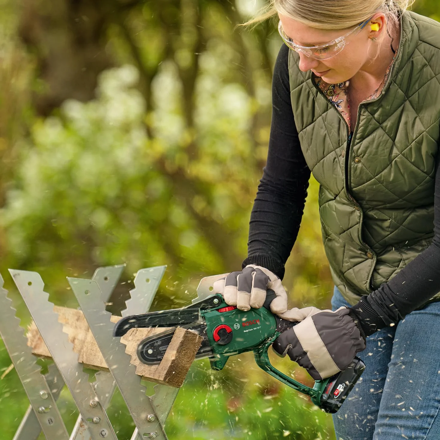 Bosch łańcuch do akumulatorowej piły łańcuchowej EasyChain 18V-15-7 (do cięcia różnych rodzajów drewna, długość prowadnicy: 15 cm, grubość: 1,1 mm)
