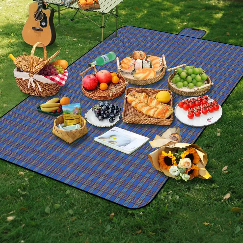 Koc piknikowy, 150 x 200 cm, wodoszczelny, przenośny, składana mata plażowa, nadaje się do prania, koc piknikowy dla 2-4, na kemping, plażę, do parku, pikniku (niebieskie paski)