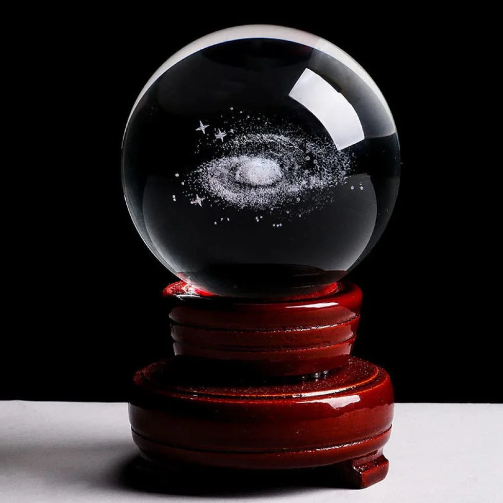 60/70/80MM średnica Globe Galaxy miniatury kryształowa kula 3d grawerowane szkło kwarcowe kula kula akcesoria do dekoracji domu, ze srebrną podstawą, 80mm