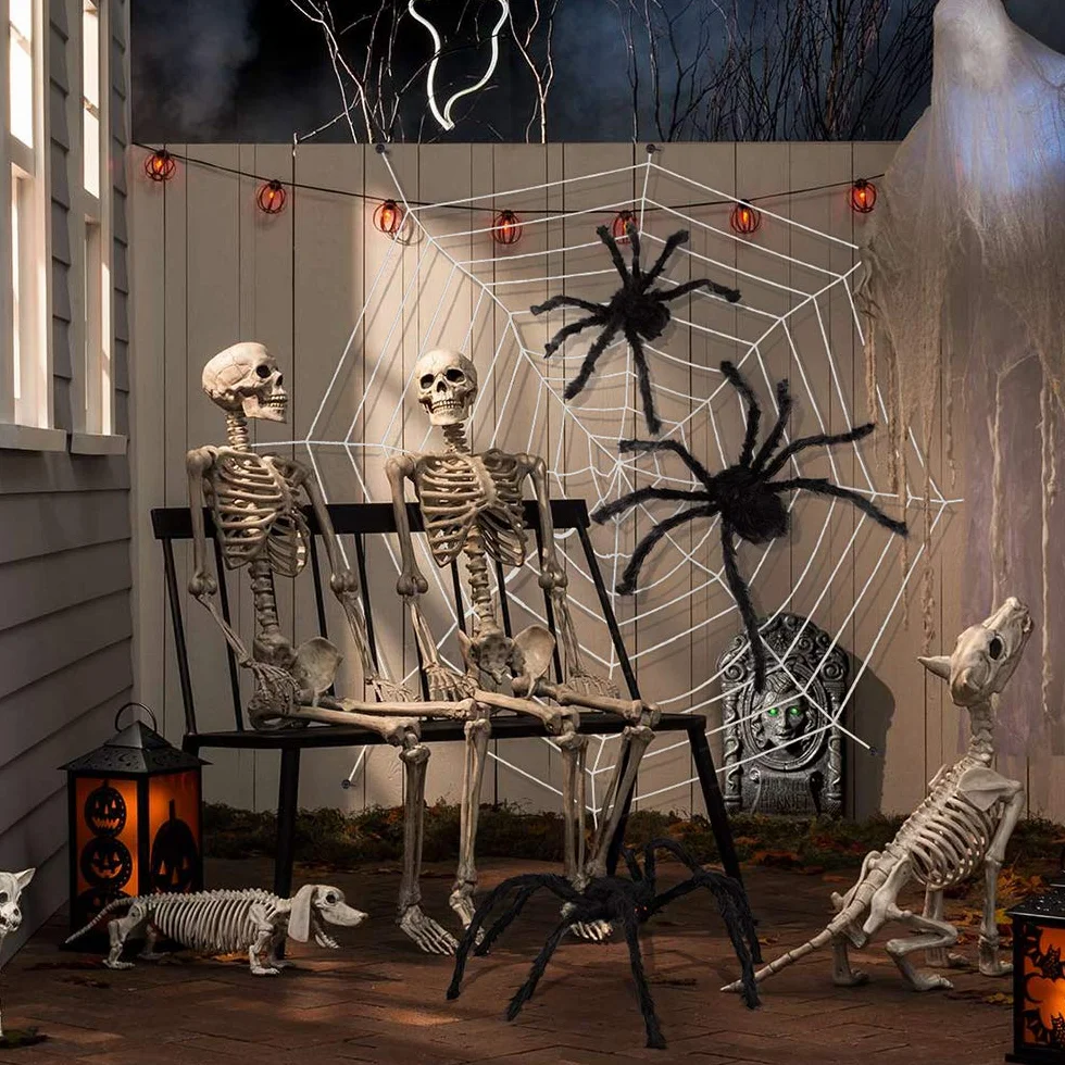 Ogromna dekoracja pająka na Halloween, 3,5 m + trzy gigantyczne pająki + 40 g rozciągliwa kolba sieciowa do dekoracji halloweenowych wewnątrz i na zewnątrz