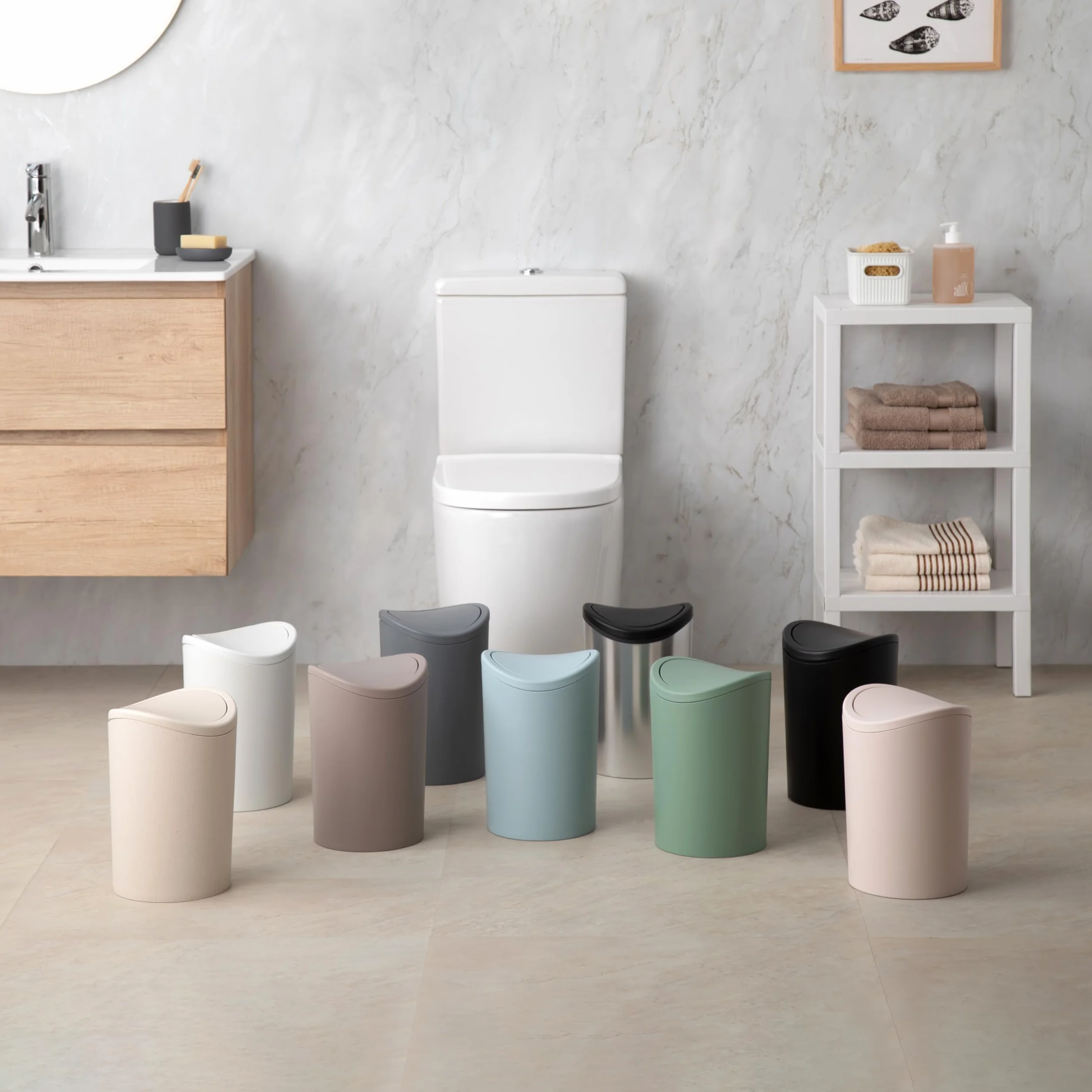 Tatay Kosz łazienkowy z uchylną pokrywą | Pojemność 6 l | Kompaktowy i nowoczesny design | Wytrzymały materiał i łatwy do czyszczenia | Wyprodukowano w Hiszpanii | Wymiary 19 x 19 x 28 cm – Ecohome