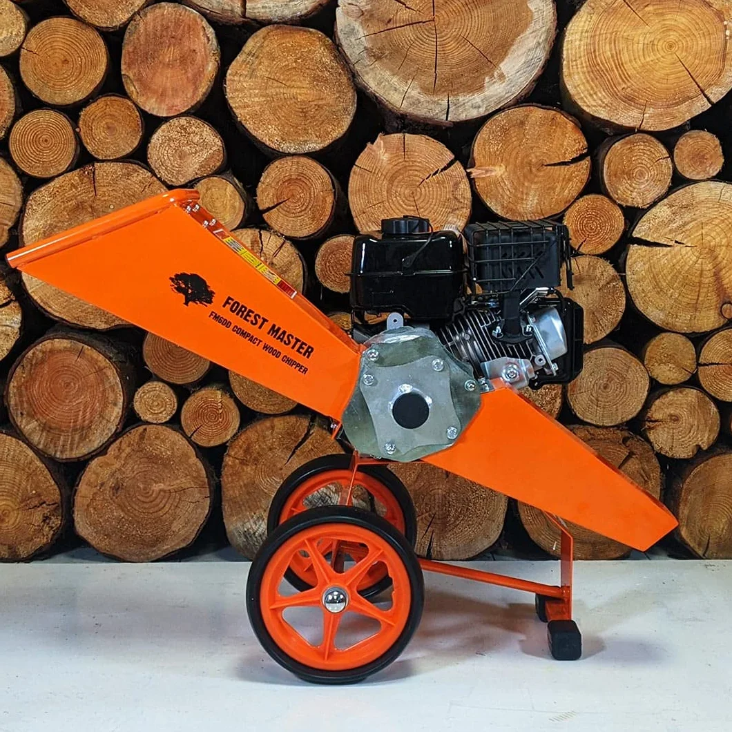 Forest Master Compact FM6DD-MUL 6 KM benzynowa niszczarka do rozdrabniacz do drewna mulczer. Pasuje do wszystkich zielonych odpadów ogrodowych, samodzielnie karmisz drewno wiórów do 50 mm