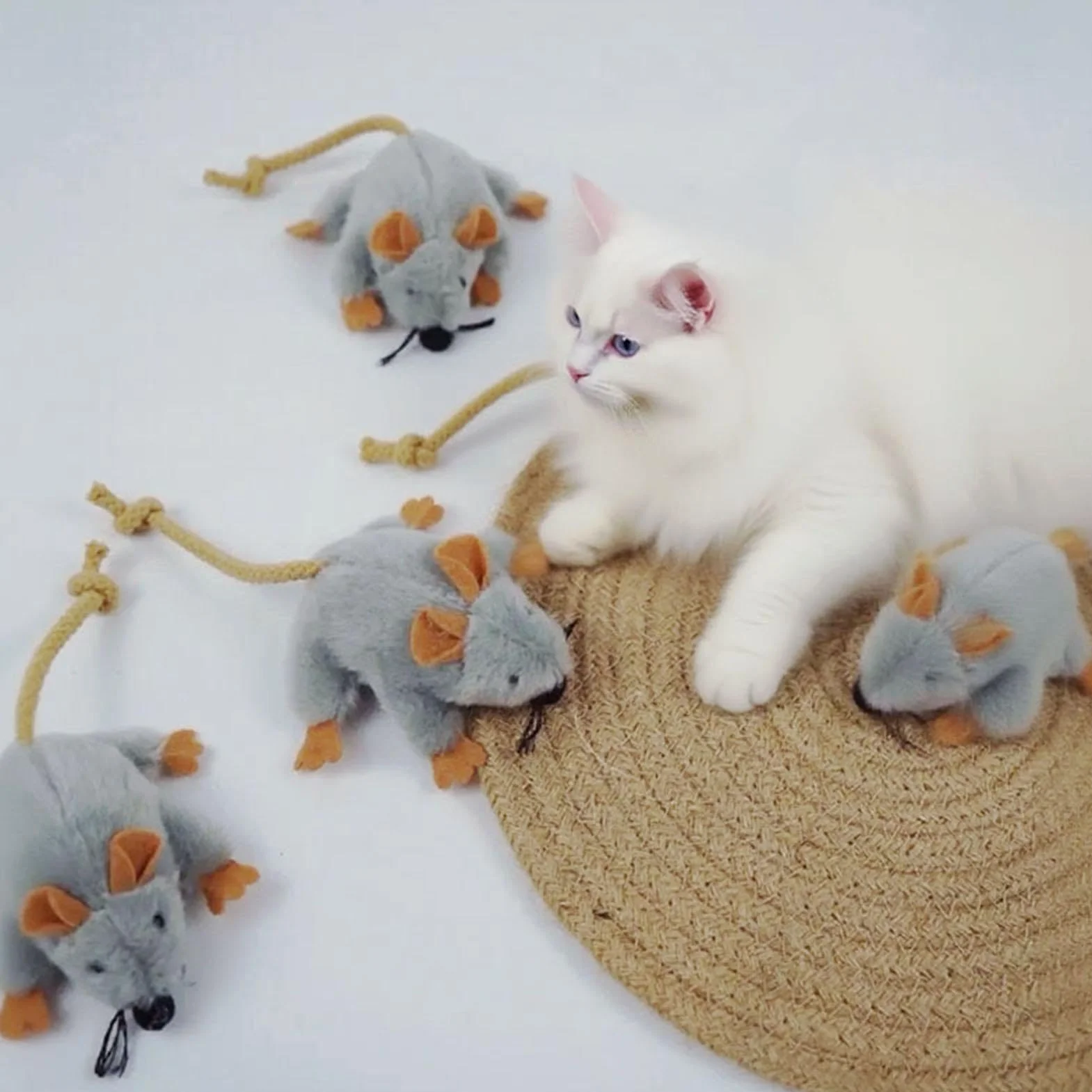 Plush Cat Mouse Toy, realistyczny ruchomy ogon, interaktywny rozmiar, system stymulacji zwierząt domowych, miękki materiał, akcesoria do wzbogacenia kota, wewnątrz i na zewnątrz, do użytku na