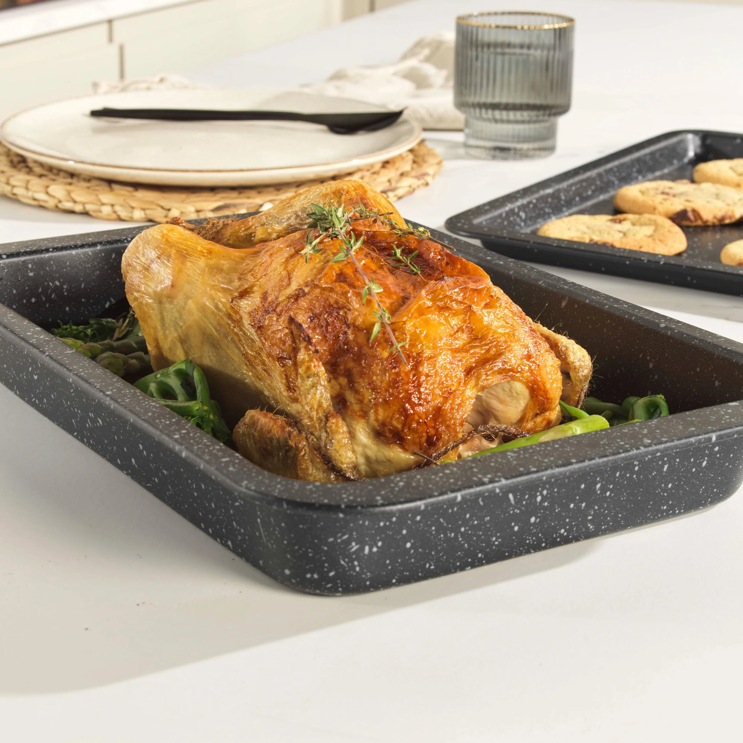 Salter BW07032BRMFOB Megastone Collection Carbon Steel Roaster, Roasting Pan, Deep Baking Tray, Non-Stick Coating, Oven Safe, PFOA-Free, 36 cm, Black