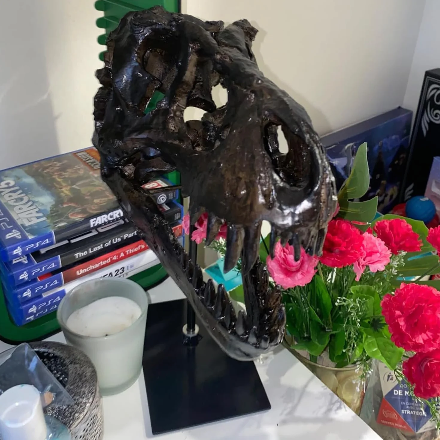 Figurka czaszki dinozaura, uchwyt na rzeźbę dinozaura, tyranozaur, czaszka, replika, dekoracja, czaszka, kość, replika żywicy, z uchwytem, do domu, biura, regału dekoracyjnego