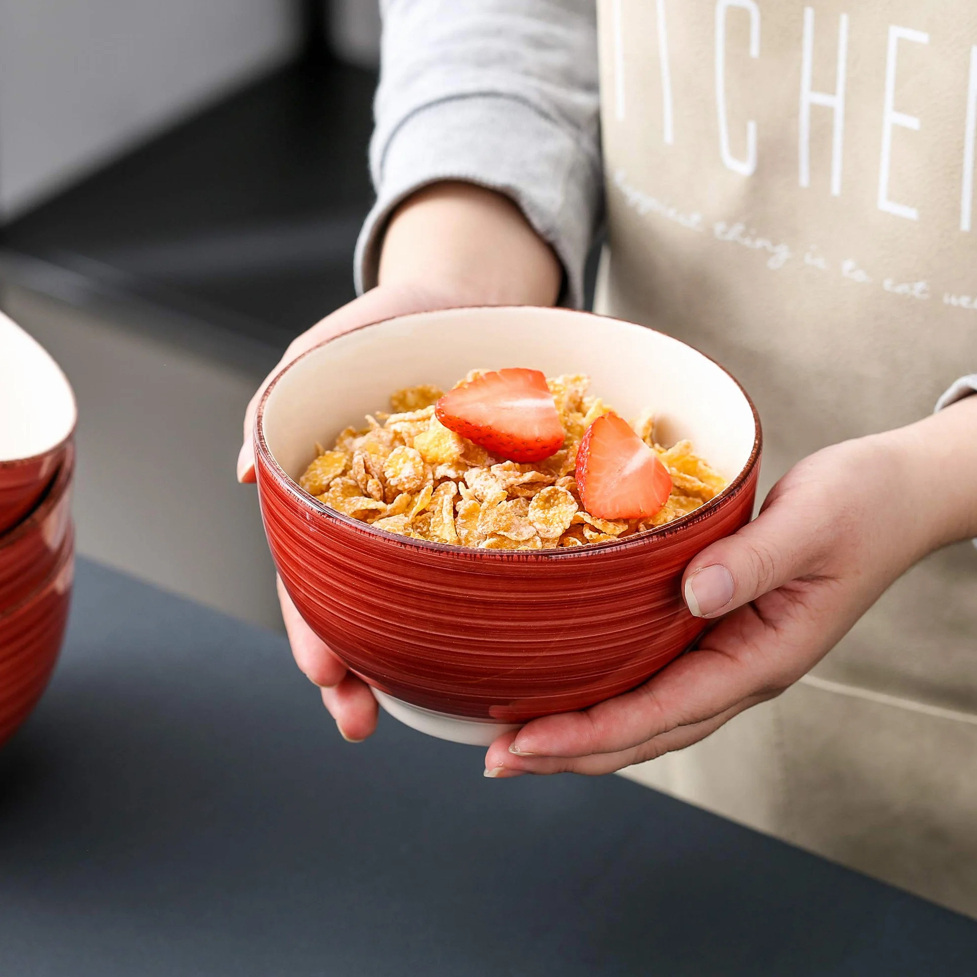 vancasso Bella Ręcznie malowana miska w stylu rustykalnym o średnicy 14 cm i pojemności 750 ml, duża miska na płatki śniadaniowe, ramen, zupę, owoce, makaron, w stylu rustykalnym, czerwona, zestaw 4 szt.