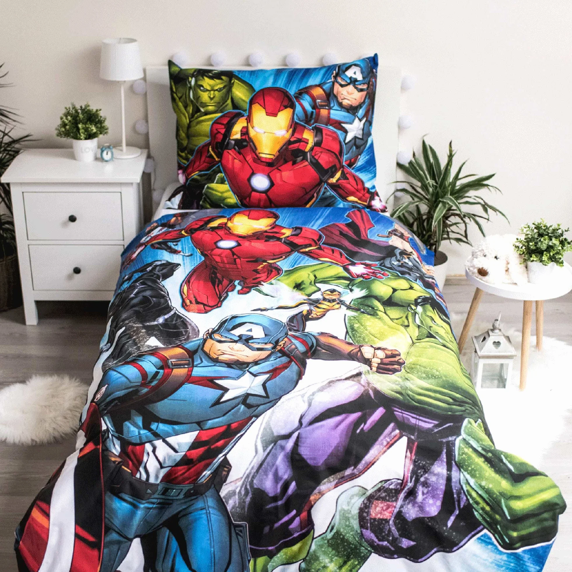 Jerry Fabrics Zestaw pościeli Marvel Avengers Poszwa na kołdrę 140 x 200 cm i poszewka na poduszkę 70 x 90 cm