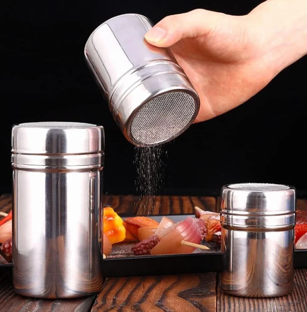 Shaker proszków Stal nierdzewNierdzewkawa Kakao Cynamonowa czekolada Shaker sitkiem Shaker pieprzu Pojemniki przechowywania przypraw drobną siatkową pokrywką restauracji Hotelowy sprzęt grillowania S