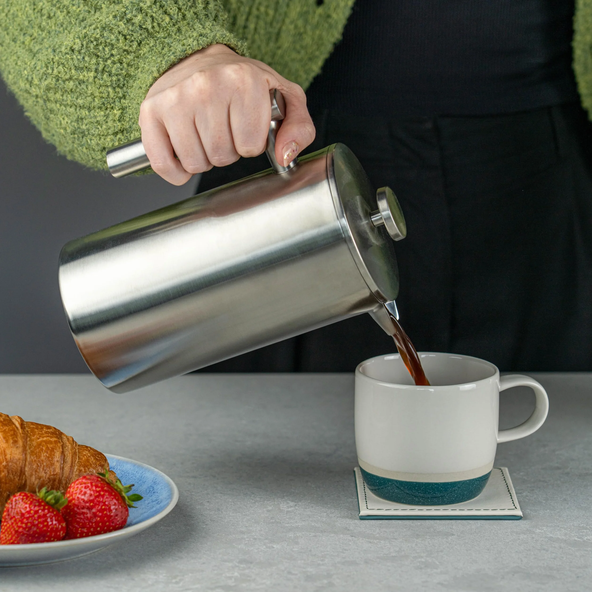 Café Olé CFD Kawiarka, podwójne ścianki ze stali nierdzewnej 18/10 i filtr siatkowy, satynowe wykończenie, pojemność 1000 ml (8 filiżanek espresso lub 4 kubki)
