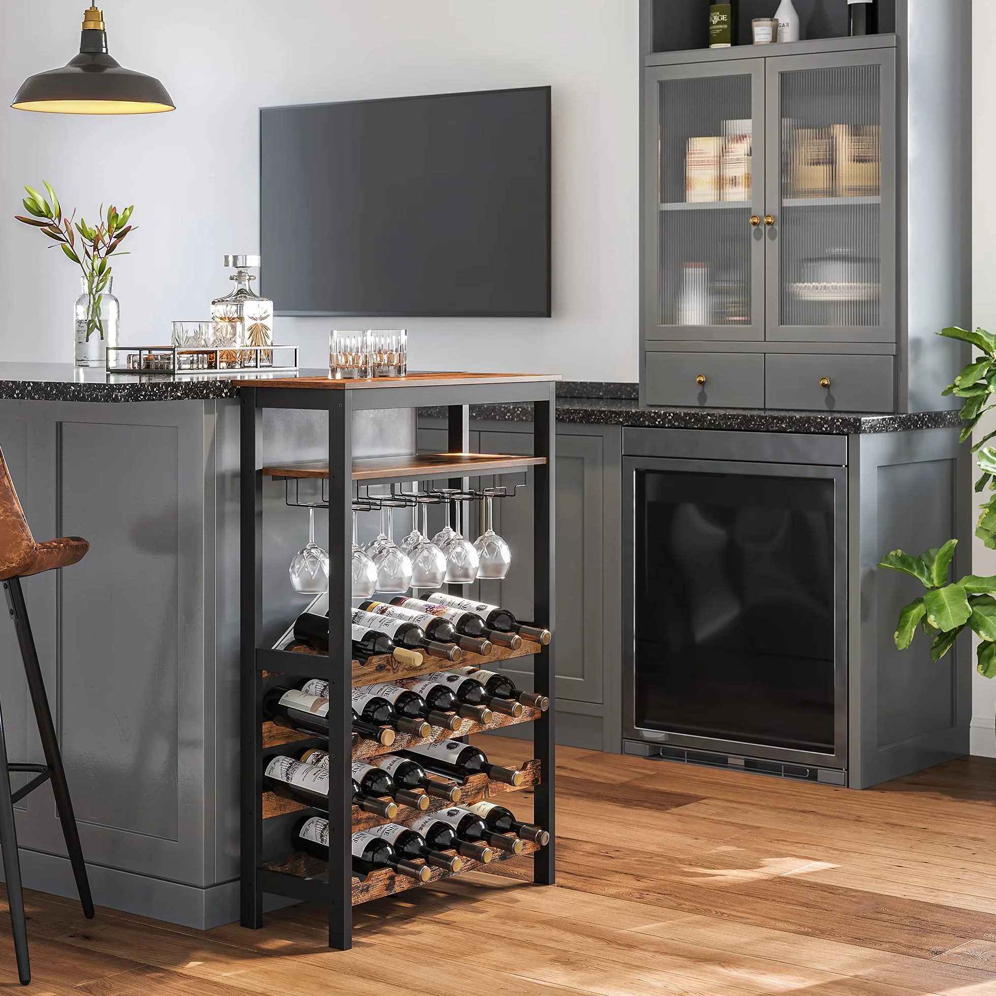 SONGMICS Stojak na wino, na 24 butelki wina, wolnostojący, stojak na butelki z uchwytami na kieliszki, do kuchni, baru, jadalni, vintage brązowo-czarny KWR028B01