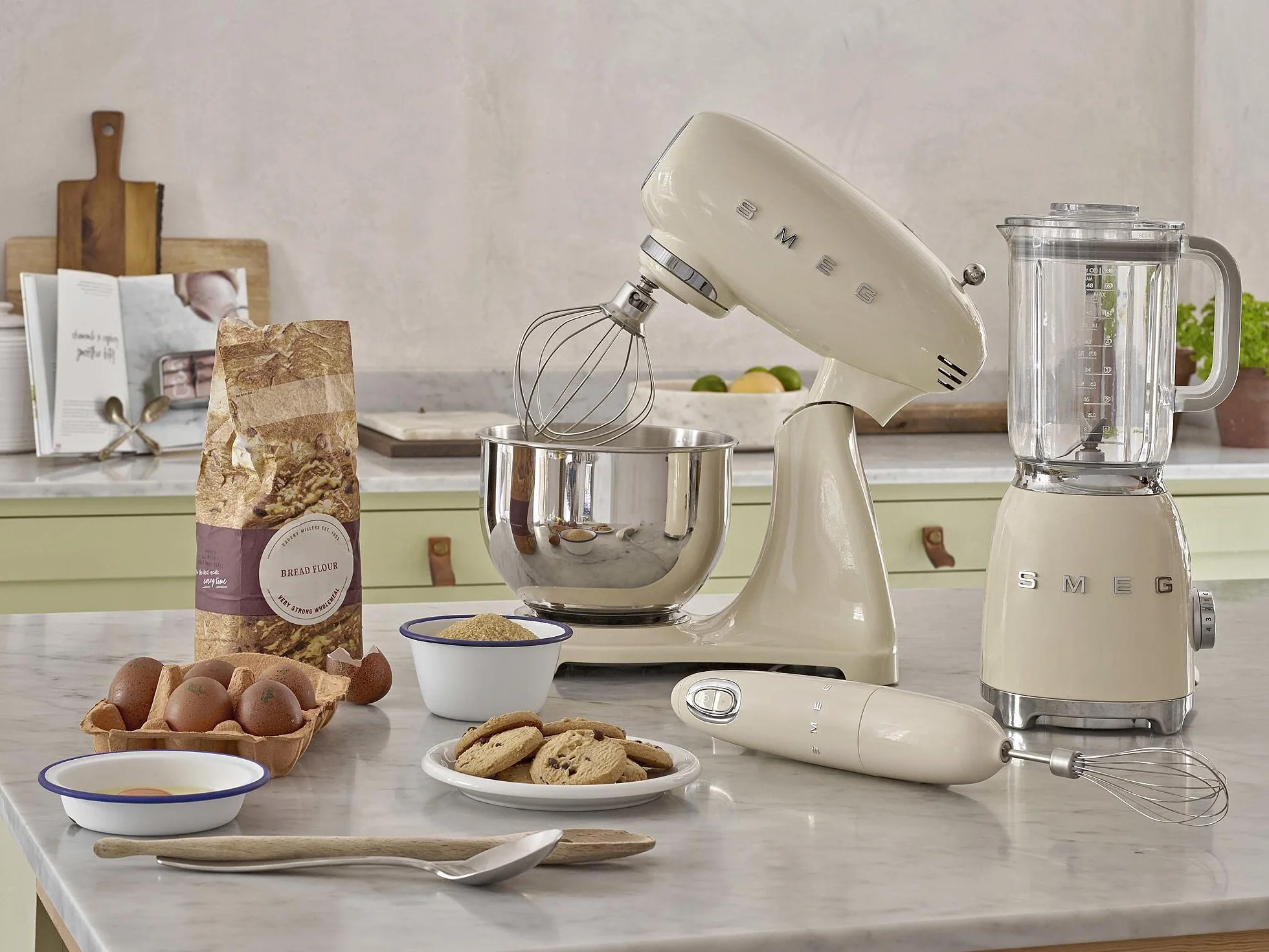 Smeg SMF03CREU mixeur Robot mixer 800 W Crème